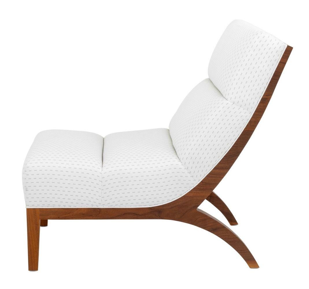 Chaise longue contemporaine tapissée en blanc Bon état - En vente à Astoria, NY
