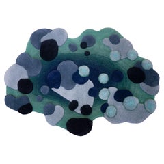 Tapis contemporain aux couleurs sauvages, Midnight Grass d'Alfie Furry Friends