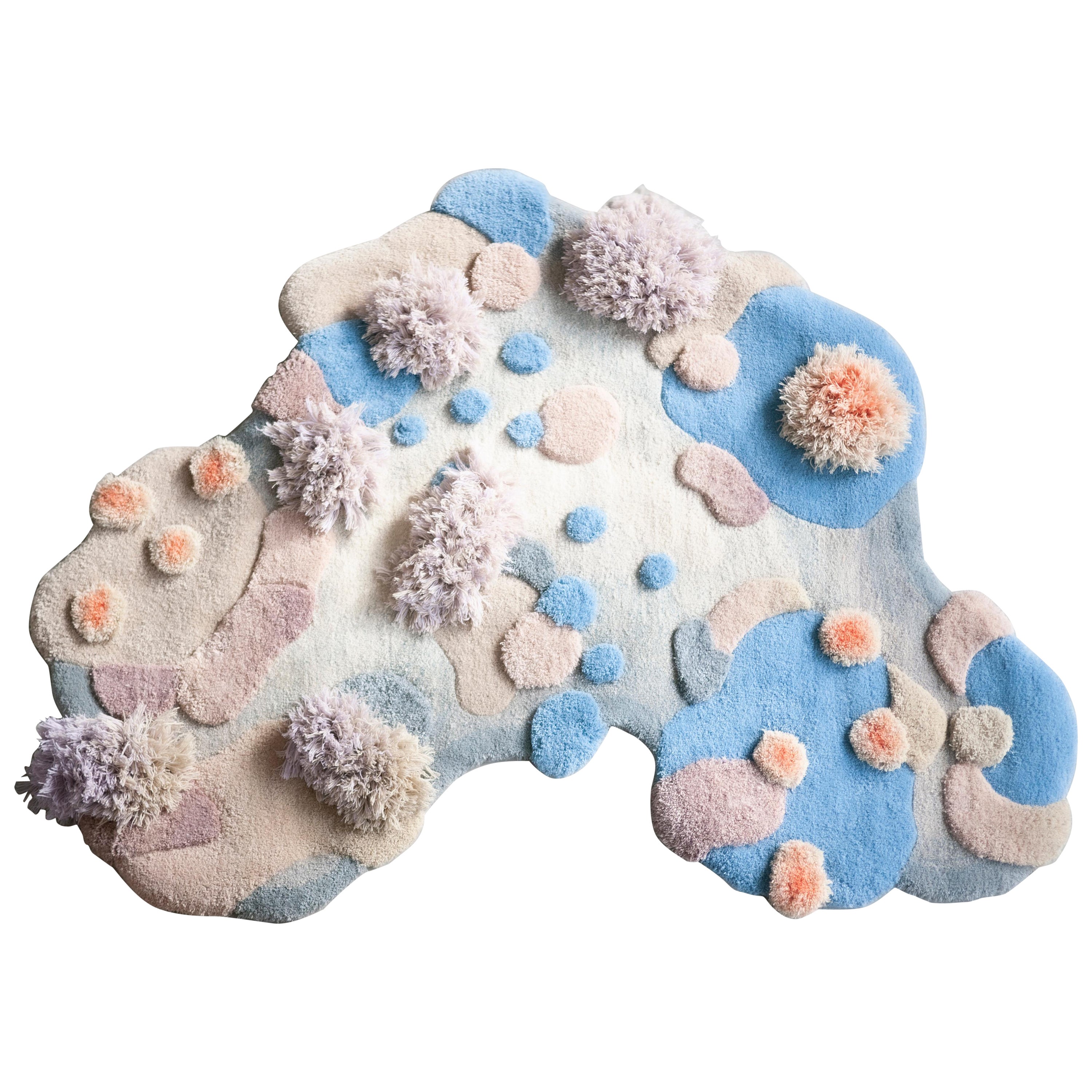 Tappeto contemporaneo, selvaggio e colorato, perle d'inverno di grandi dimensioni di Alfie Furry Friends
