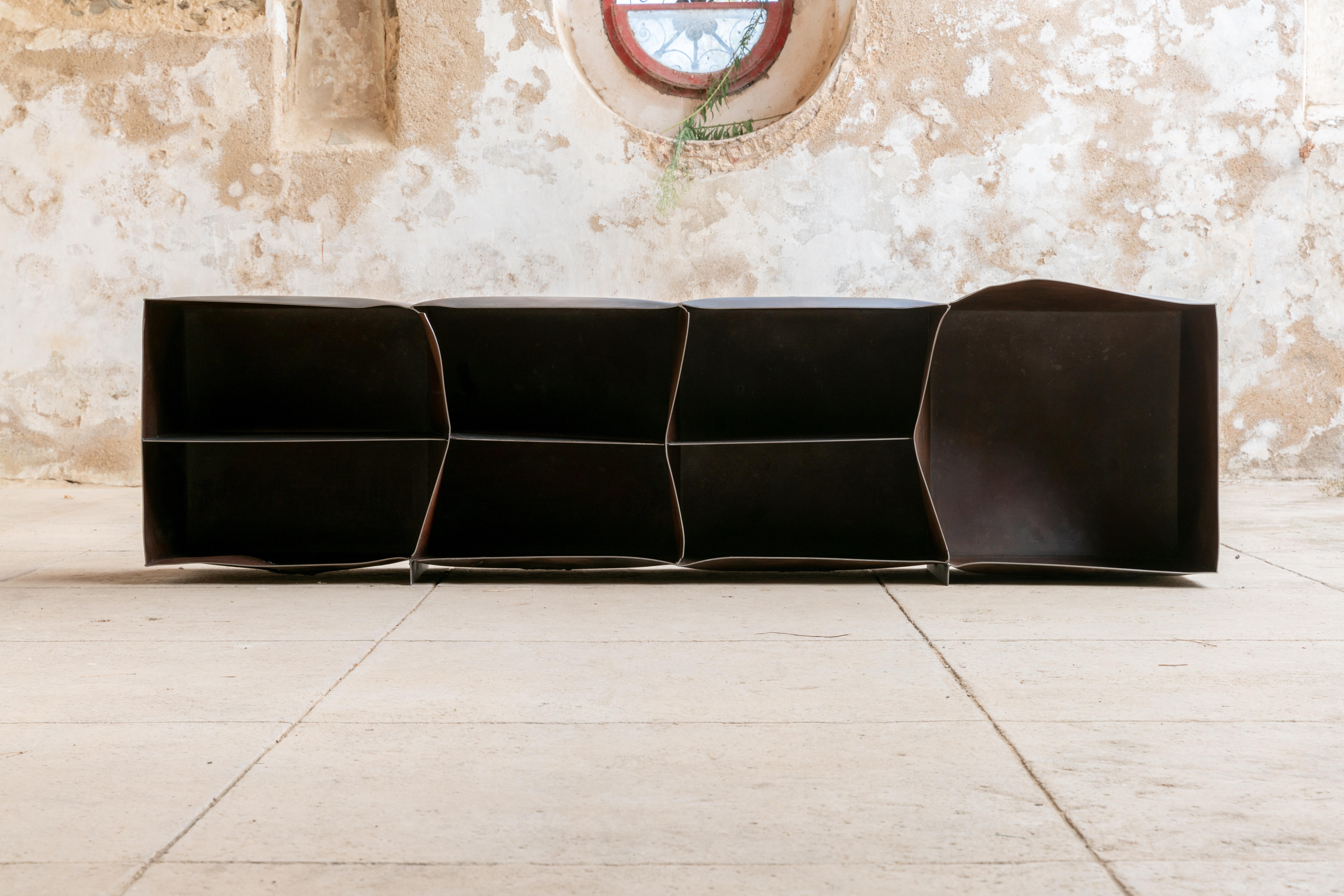 Contemporary with dynamite exploded 'Lose control' steel In New Condition For Sale In 1204, CH
