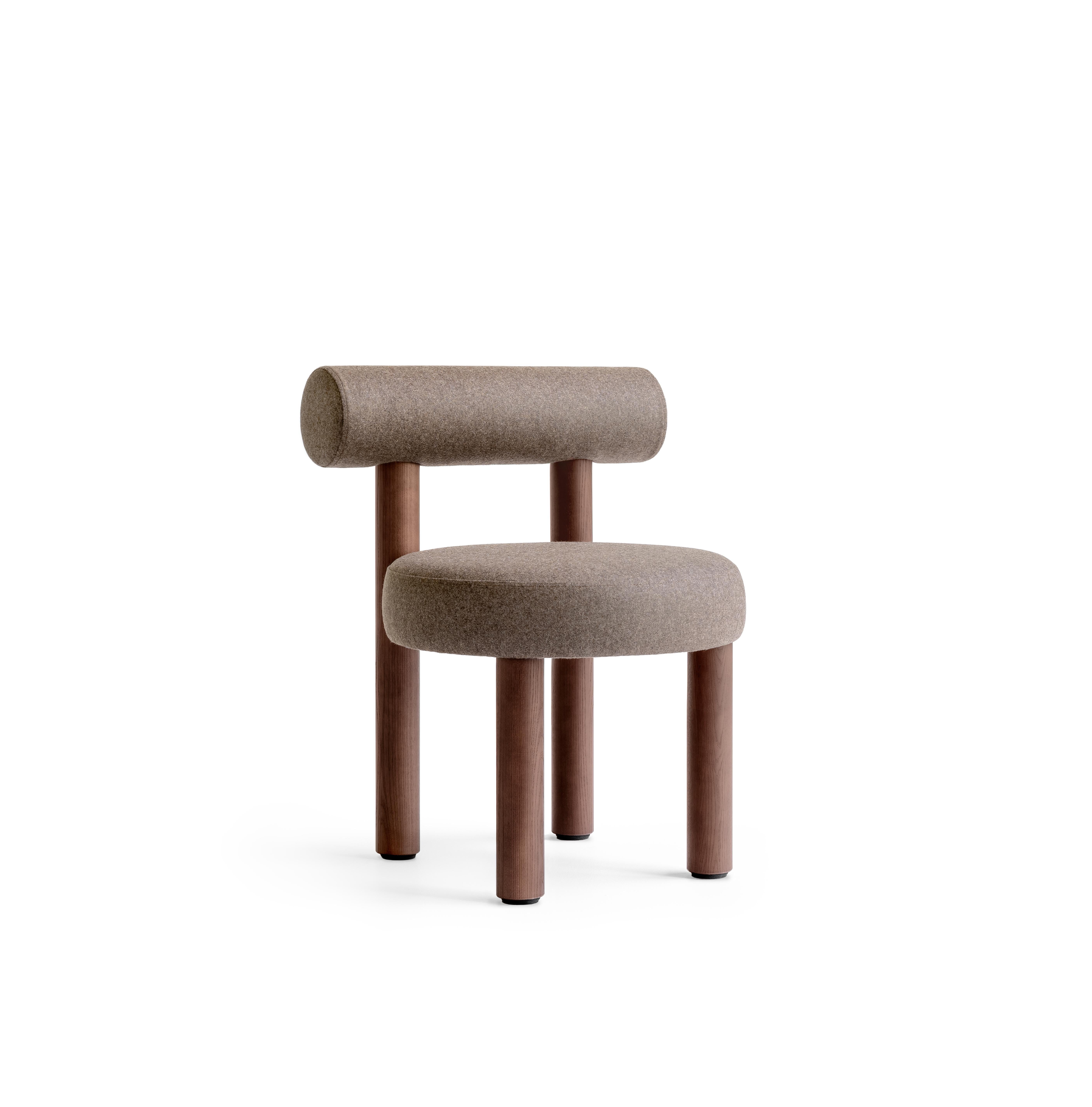 Contemporary Wooden Chair 'Gropius Cs2' by Noom, Woolland-64 In New Condition For Sale In Paris, FR