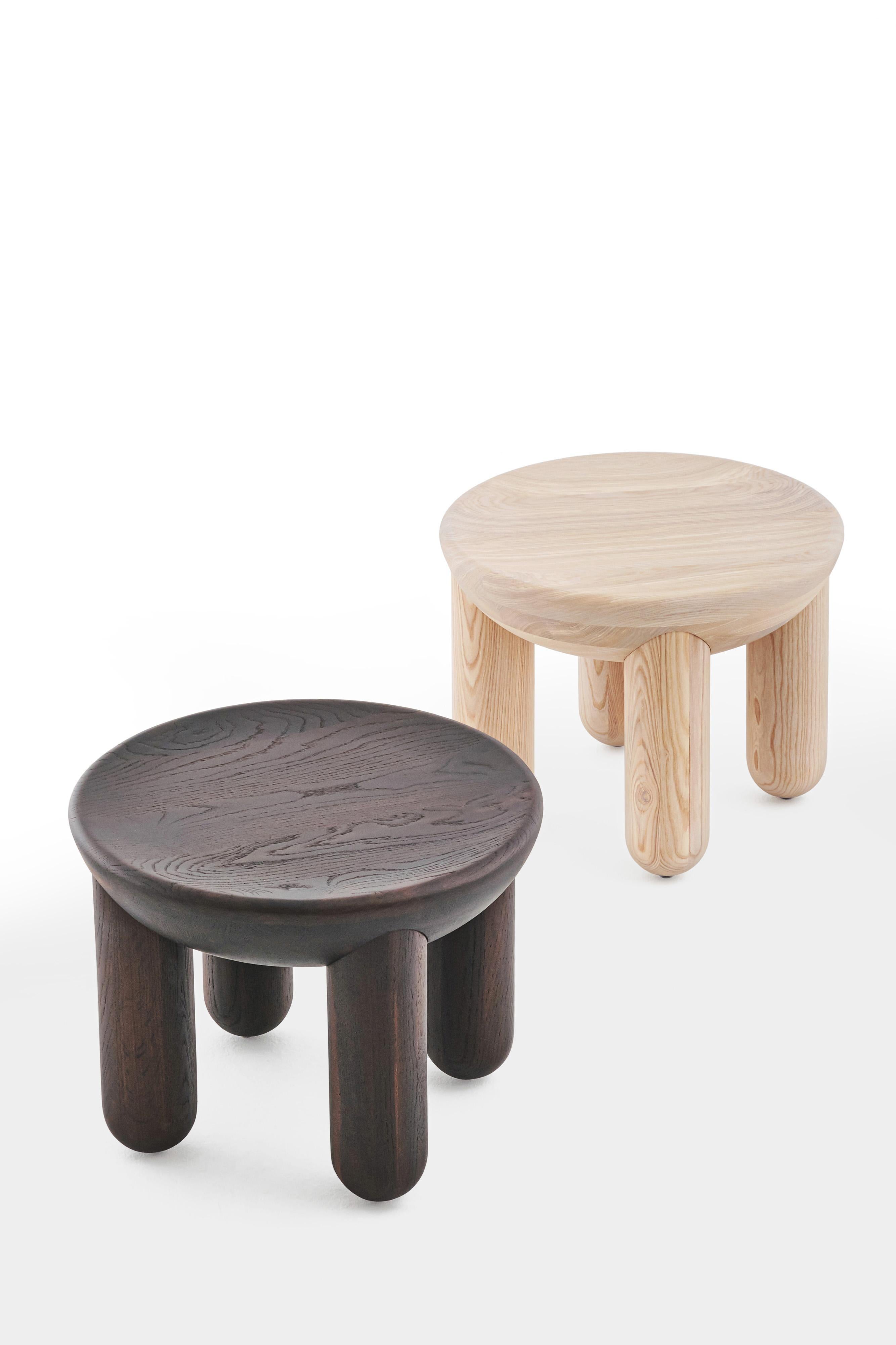Table basse ou d'appoint contemporaine en bois 'Freyja 2' by NoOM, Thermo Ash en vente 4
