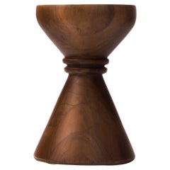 Sgabello contemporaneo in legno di CarmWorks, marrone scuro