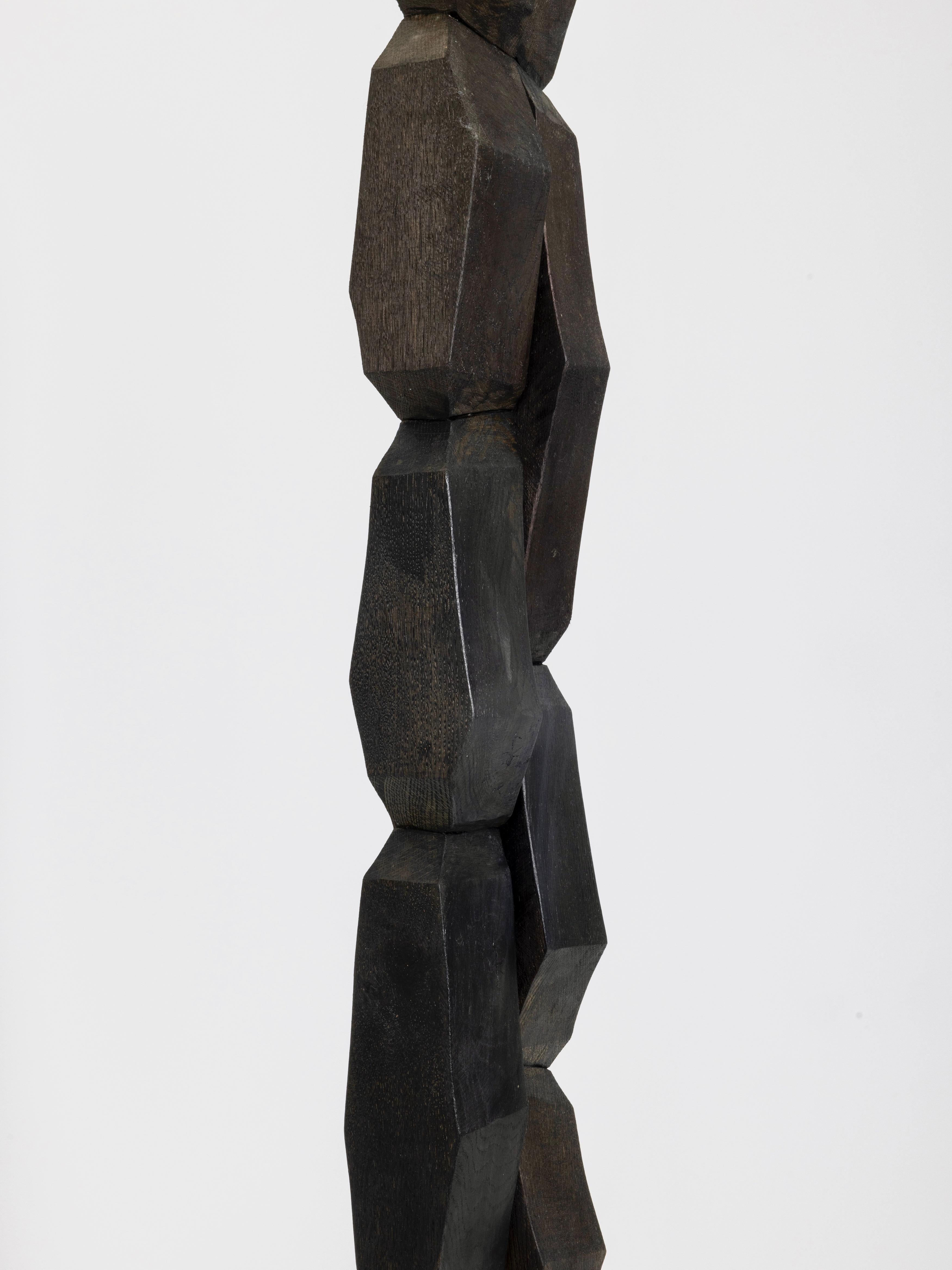Zeitgenössische Totem-Skulptur aus Holz von Bertrand Créac'h, Frankreich (Handgeschnitzt) im Angebot