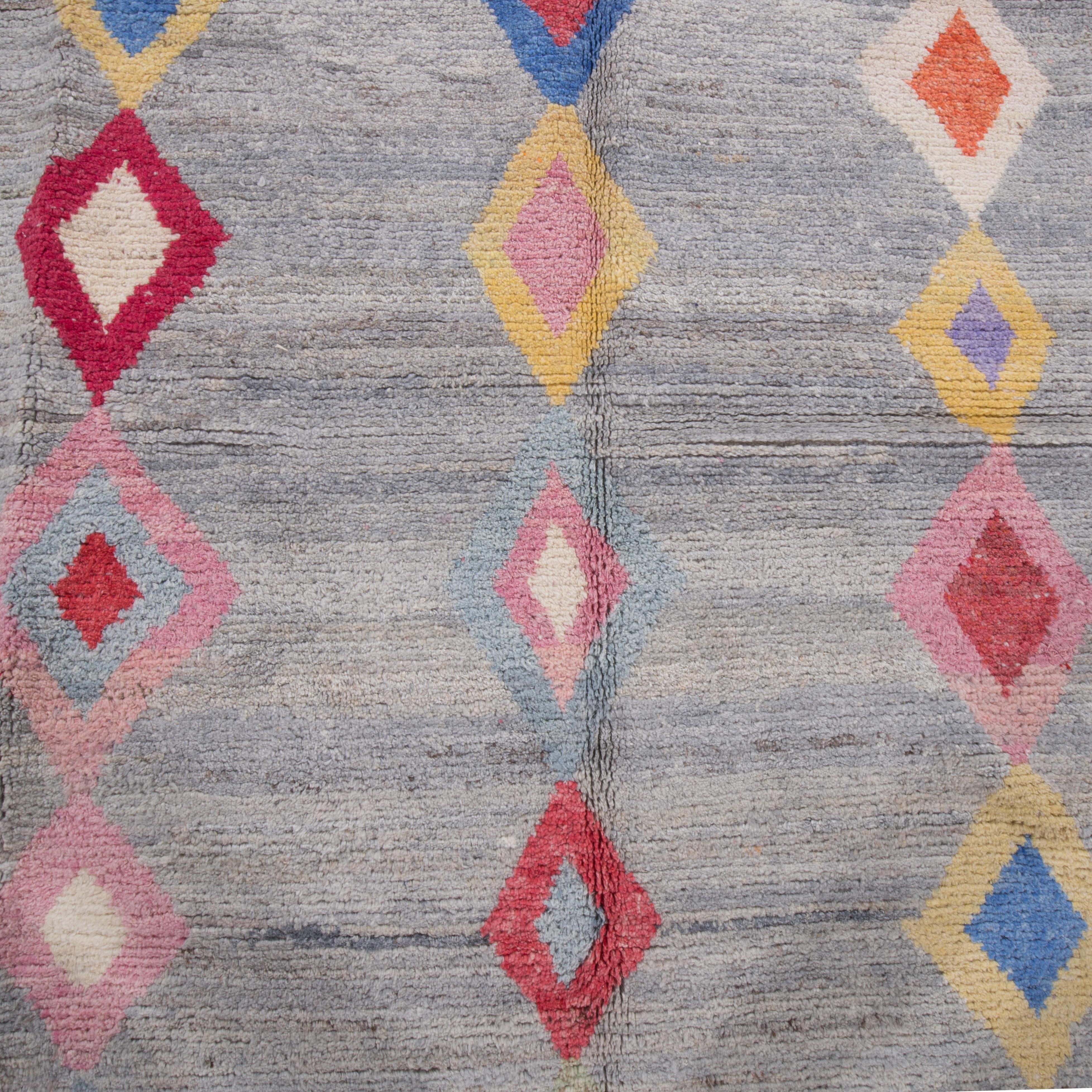Contemporary Wool Colorful Turkish Rug In Good Condition In Istanbul, TR