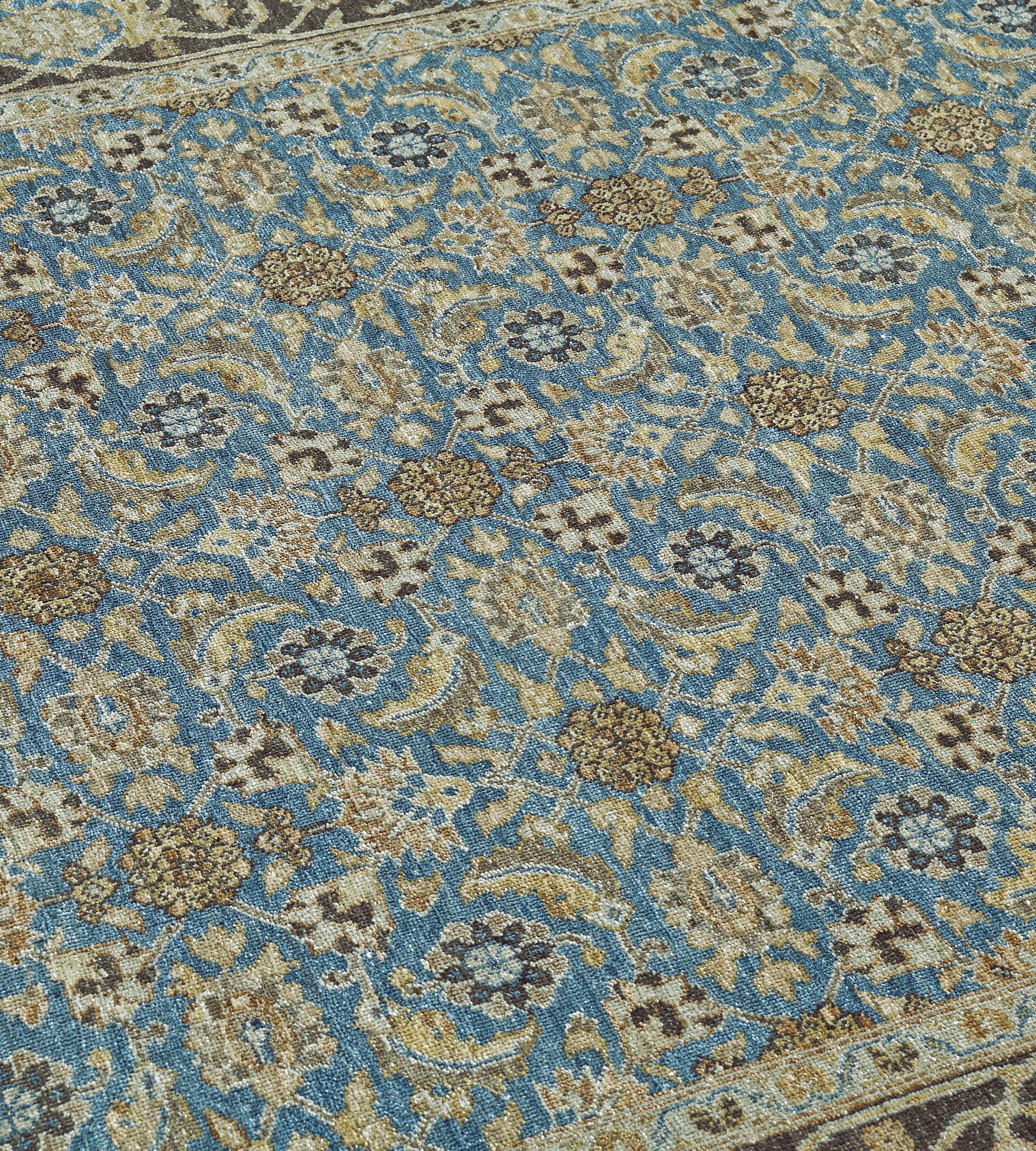 Lana Tappeto contemporaneo in lana intrecciata a mano di ispirazione Tabriz blu in vendita