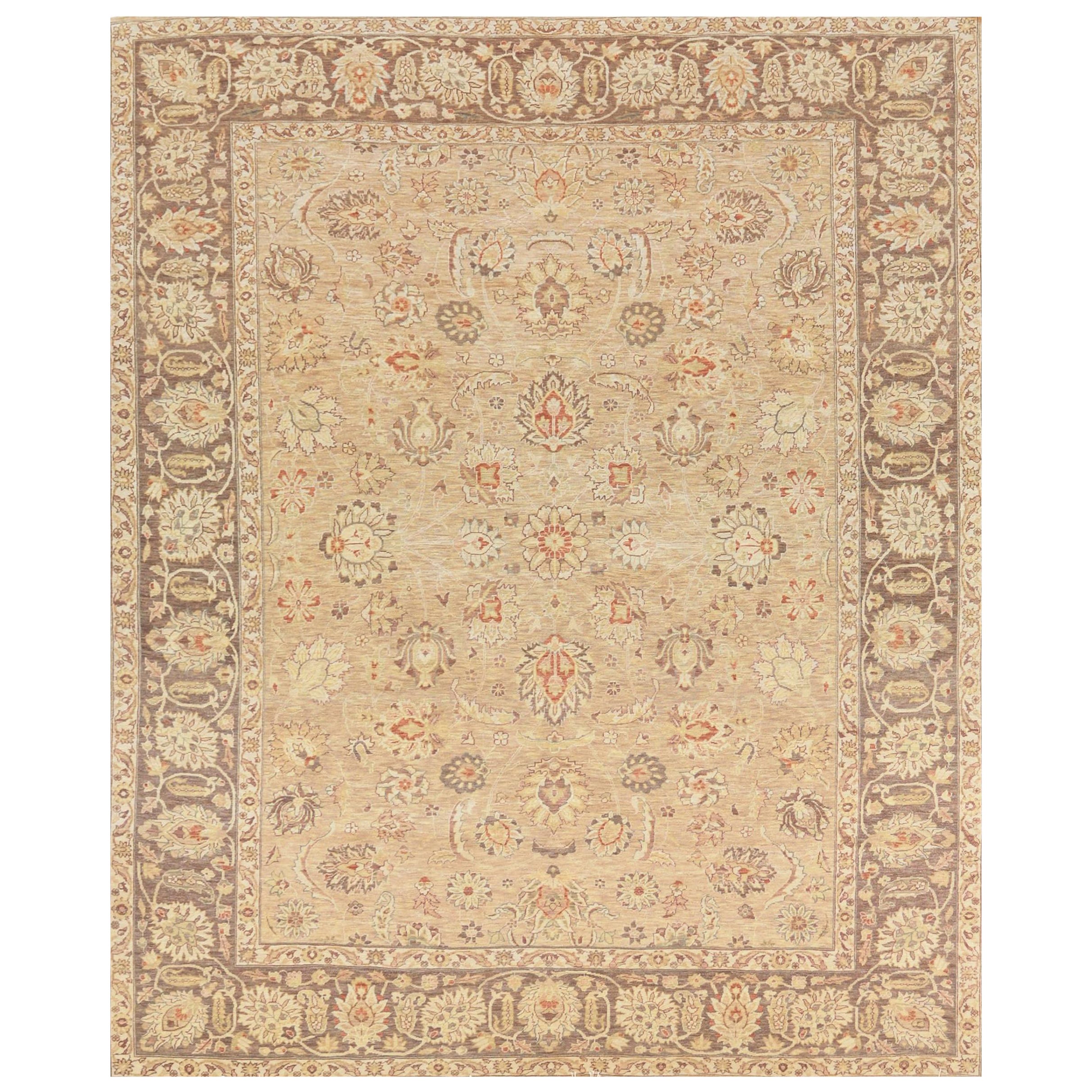 Tappeto contemporaneo in lana tessuto a mano con motivi floreali gialli di ispirazione Tabriz
