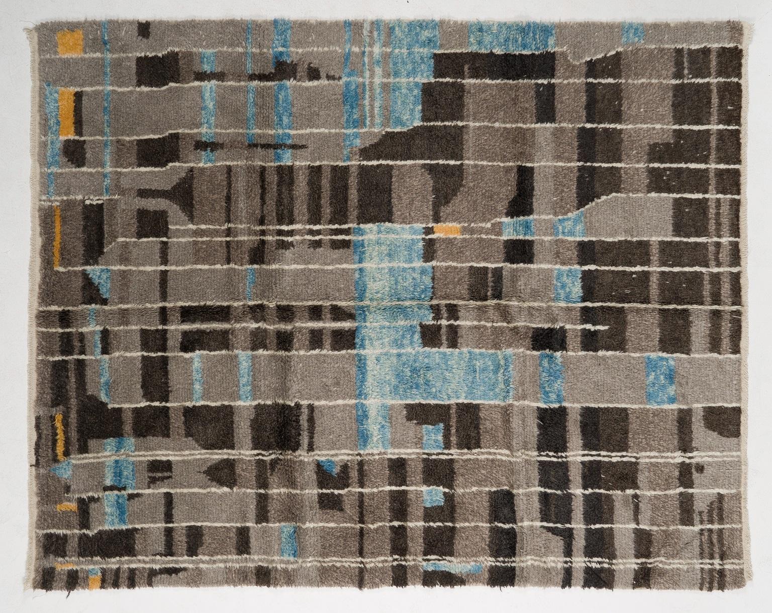 Tulu Modern Hand-Knotted Rug with Shag Pile, 100% Soft Wool. CUSTOM OPTIONS Available For Sale