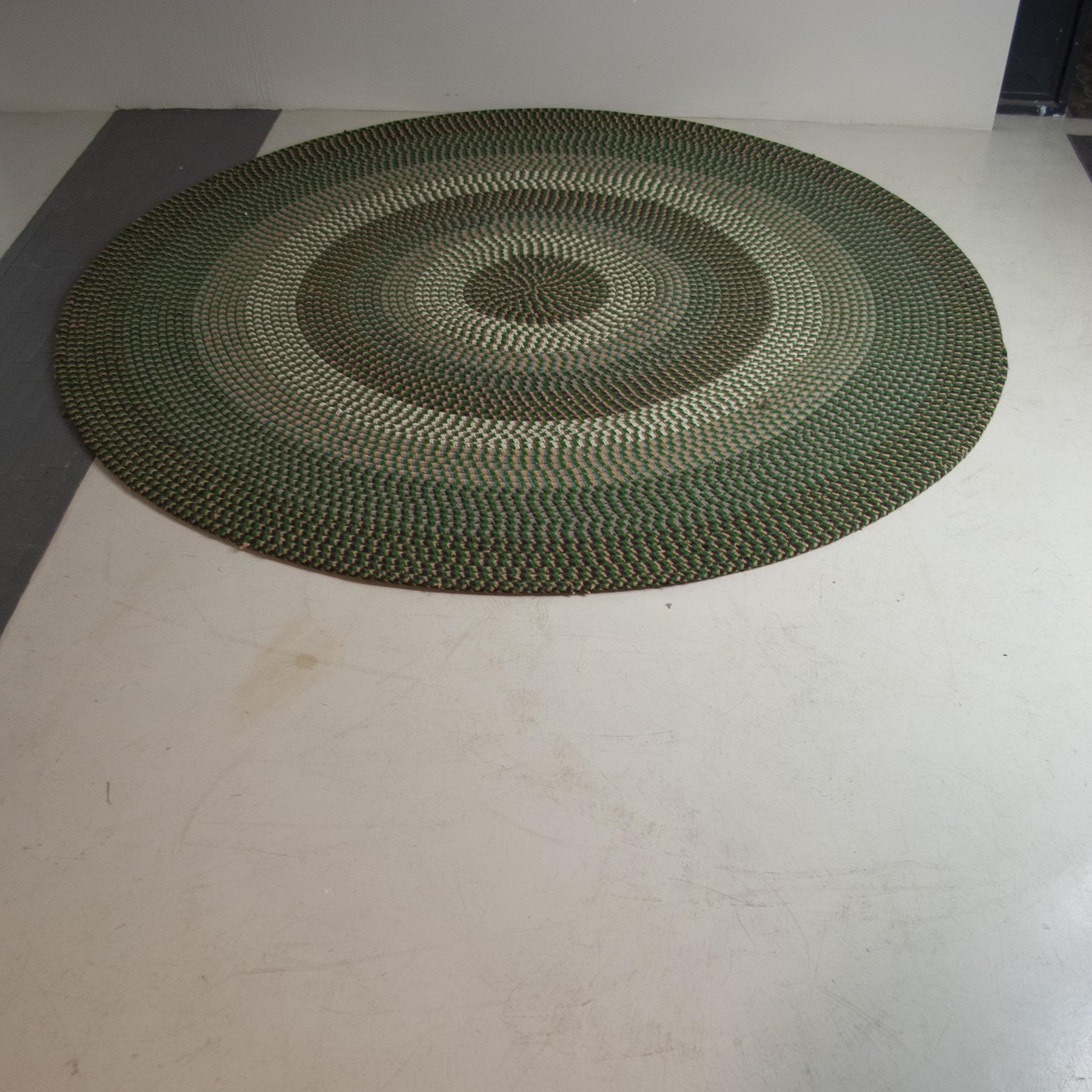 woven circle rug