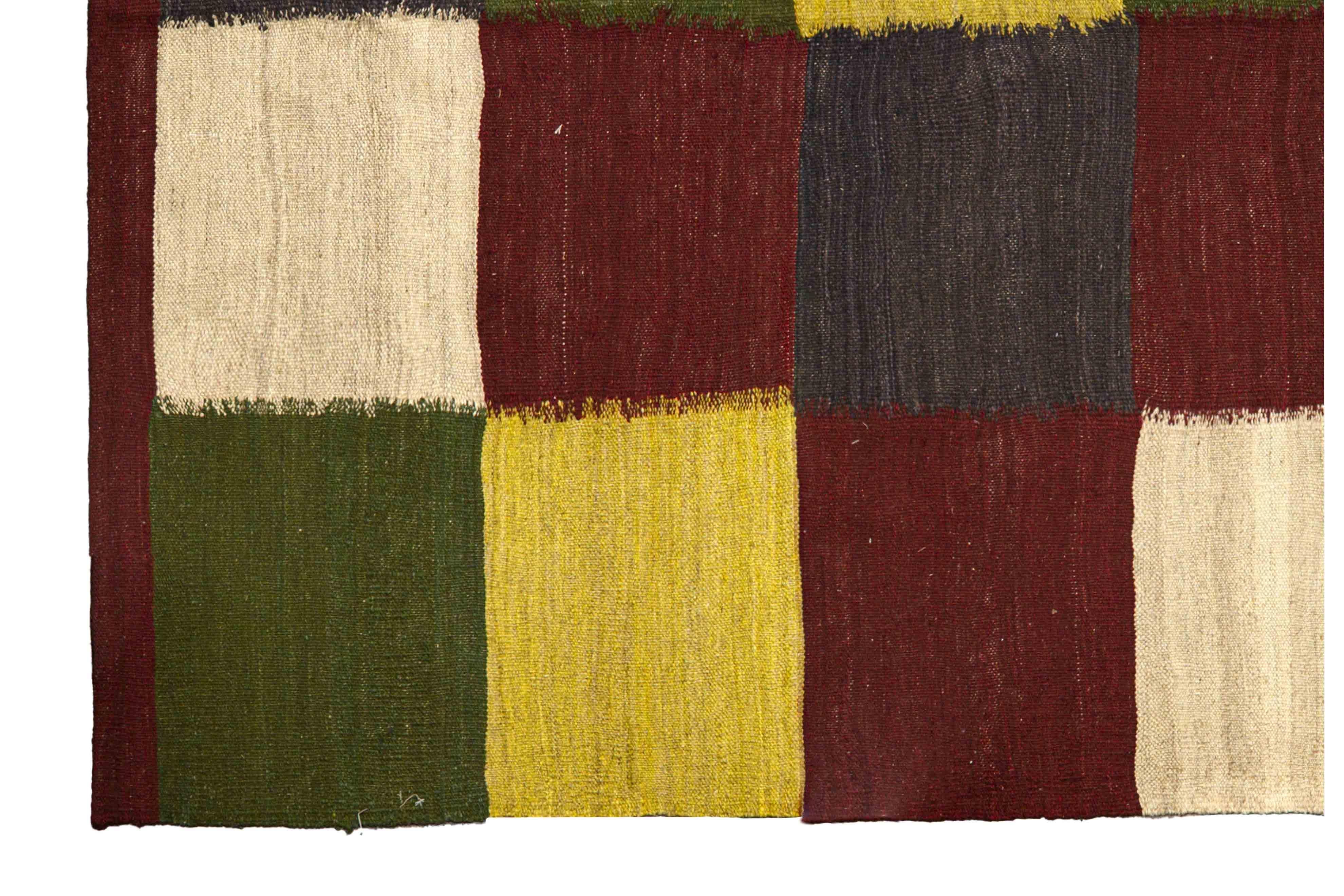 Contemporary Woven Rug, 5 ft × 8 ft , rote, grüne und blaue Blöcke (Ende des 20. Jahrhunderts) im Angebot