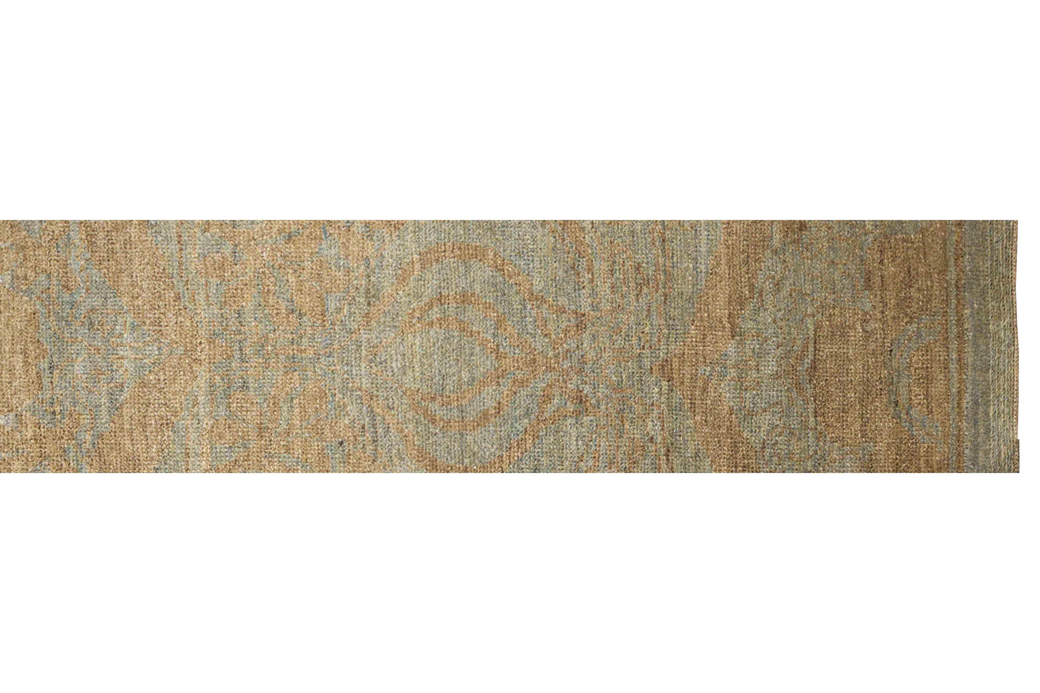 Zeitgenössischer gewebter Läufer, 3 ft × 14 ft, weiches Blau und Beige (Wolle) im Angebot