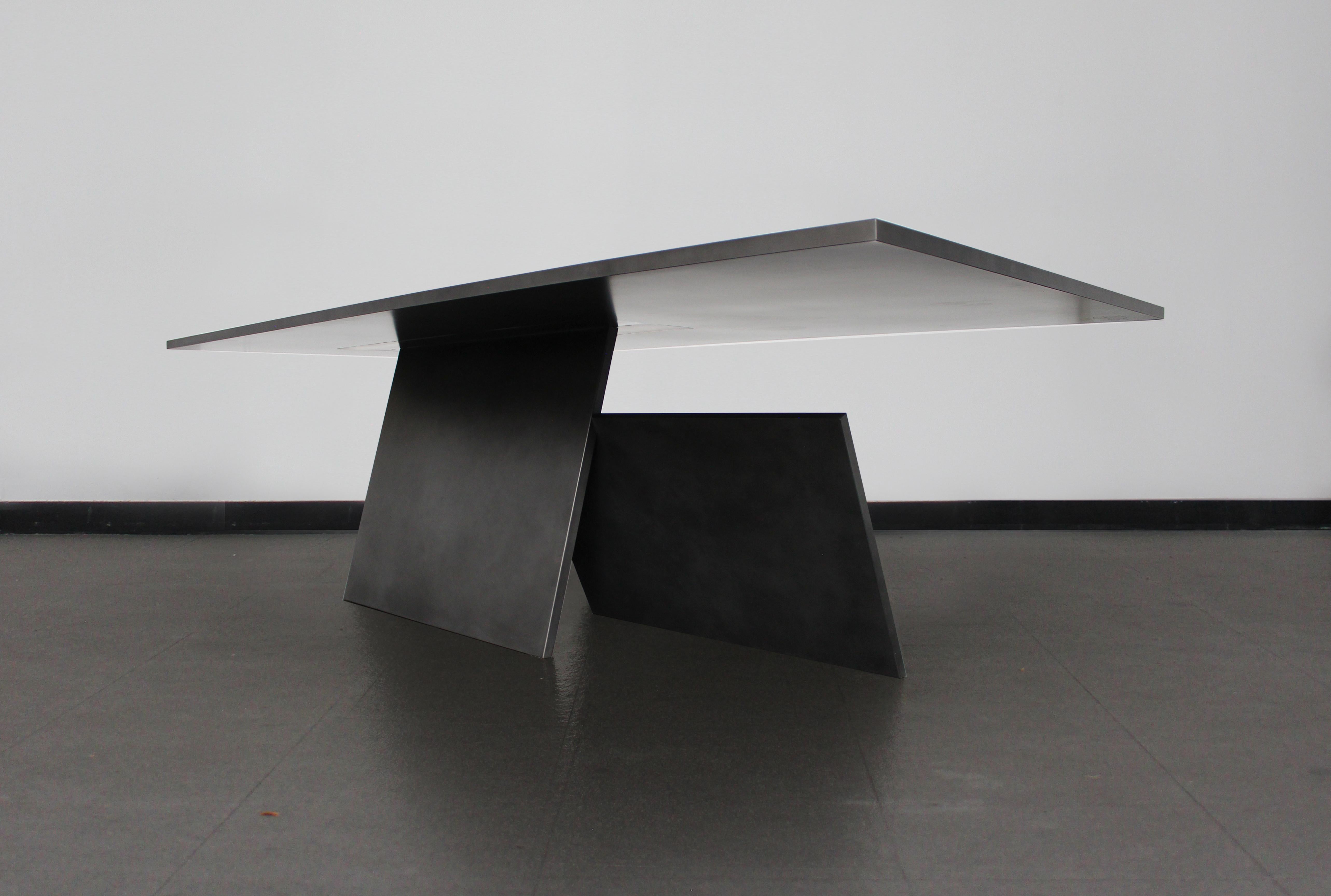 Contemporary Y Tisch von Dam Atelier (Stahl) im Angebot