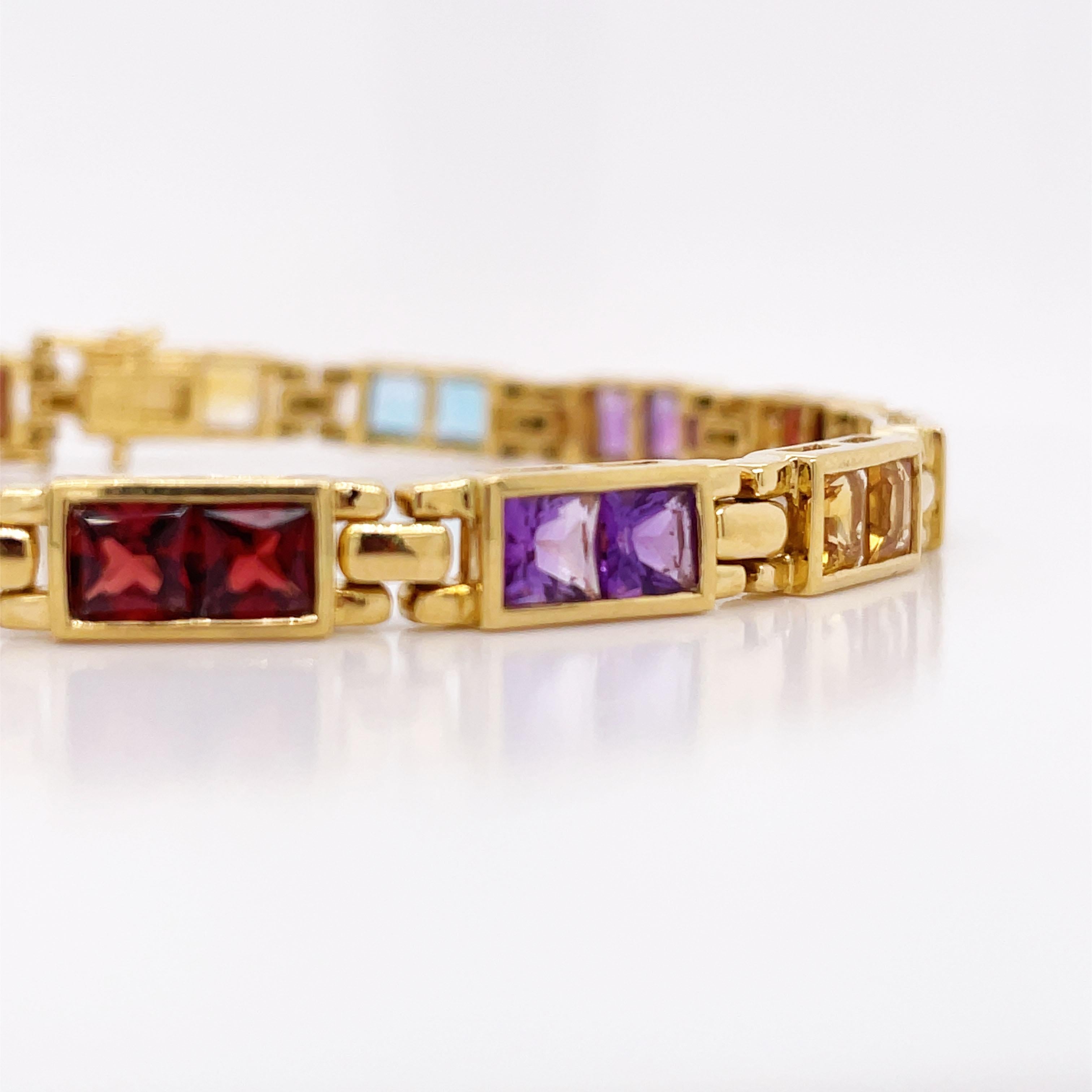 Contemporary Yellow Gold Multi-Stone Line Bracelet In Excellent Condition For Sale In Lexington, KY