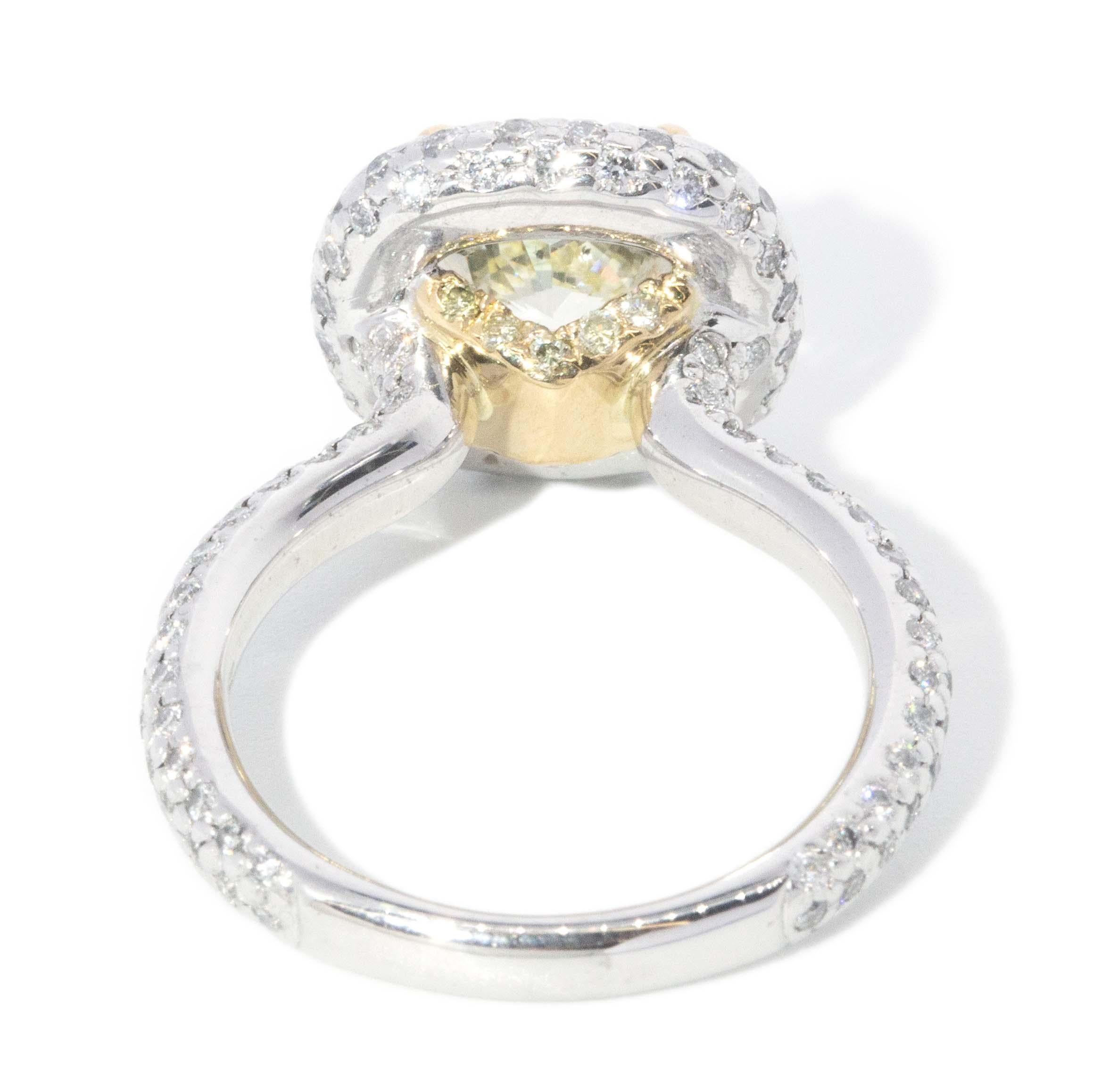 Contemporary Yellow & Pave White Diamond Ring 18ct White Gold in vendita 3