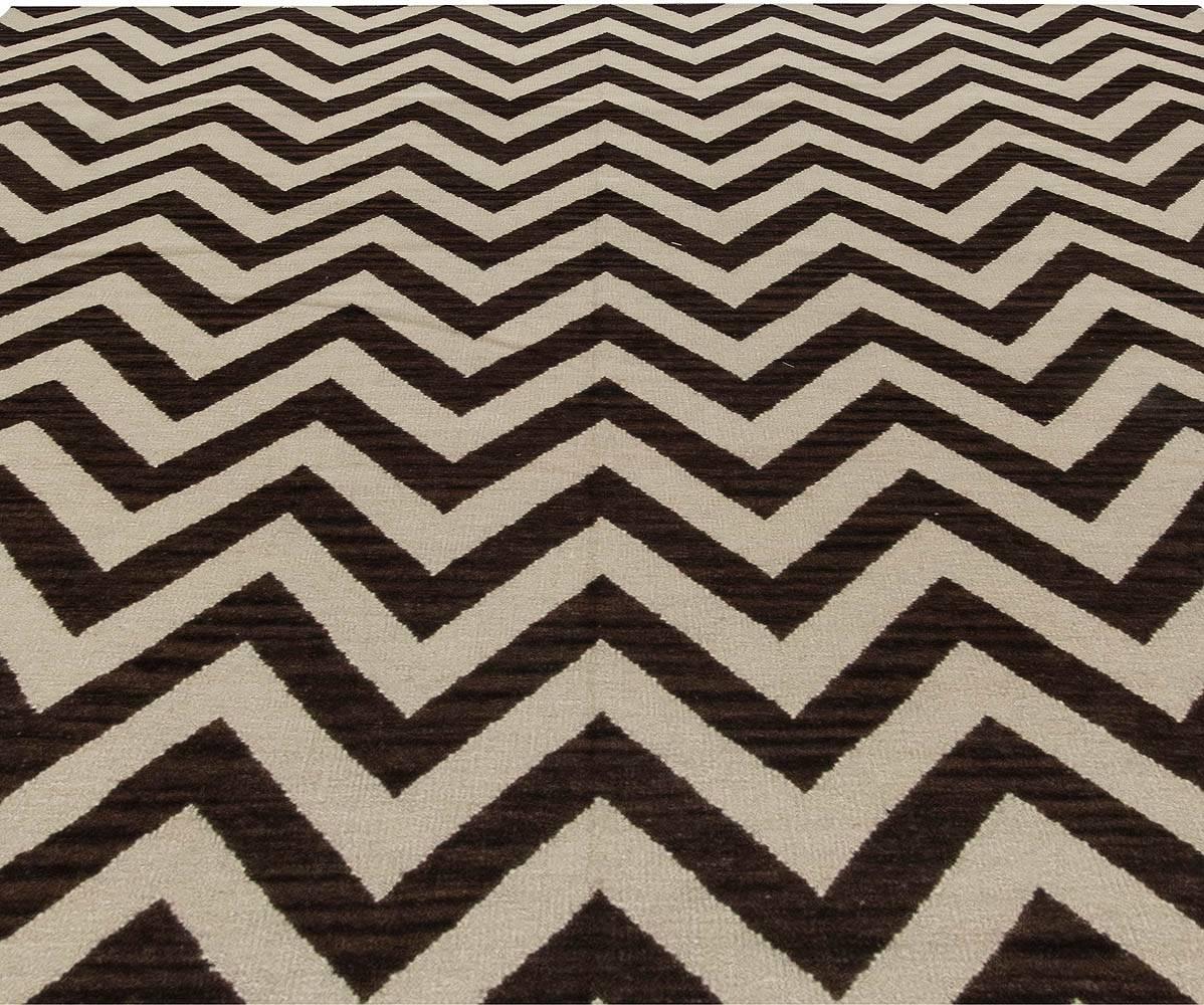Indian Contemporary Zig-Zag Design Brown, White Wool Rug by Doris Leslie Blau For Sale