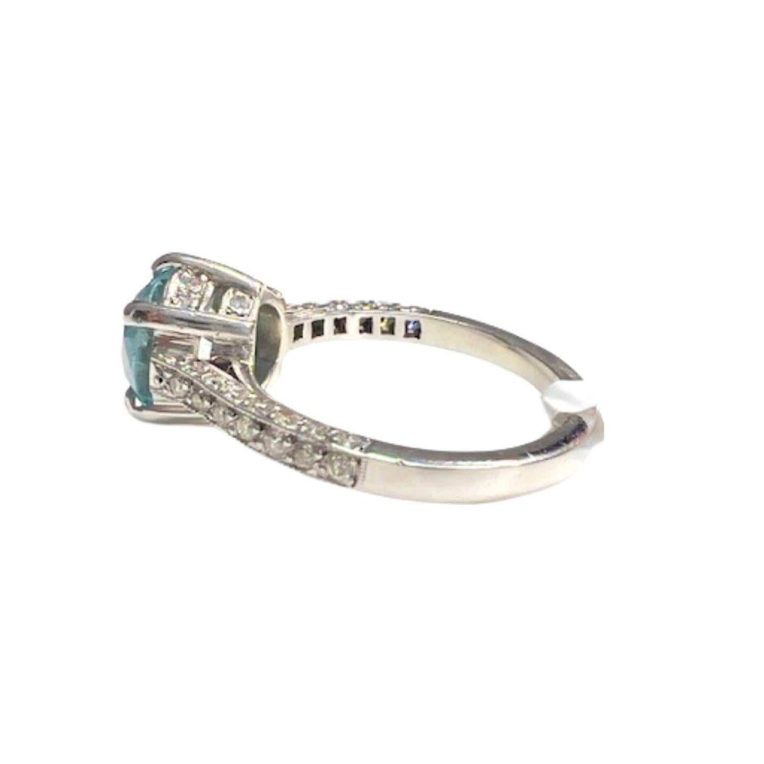 Contemporary Zircon and Diamonds Gold Ring For Sale 1