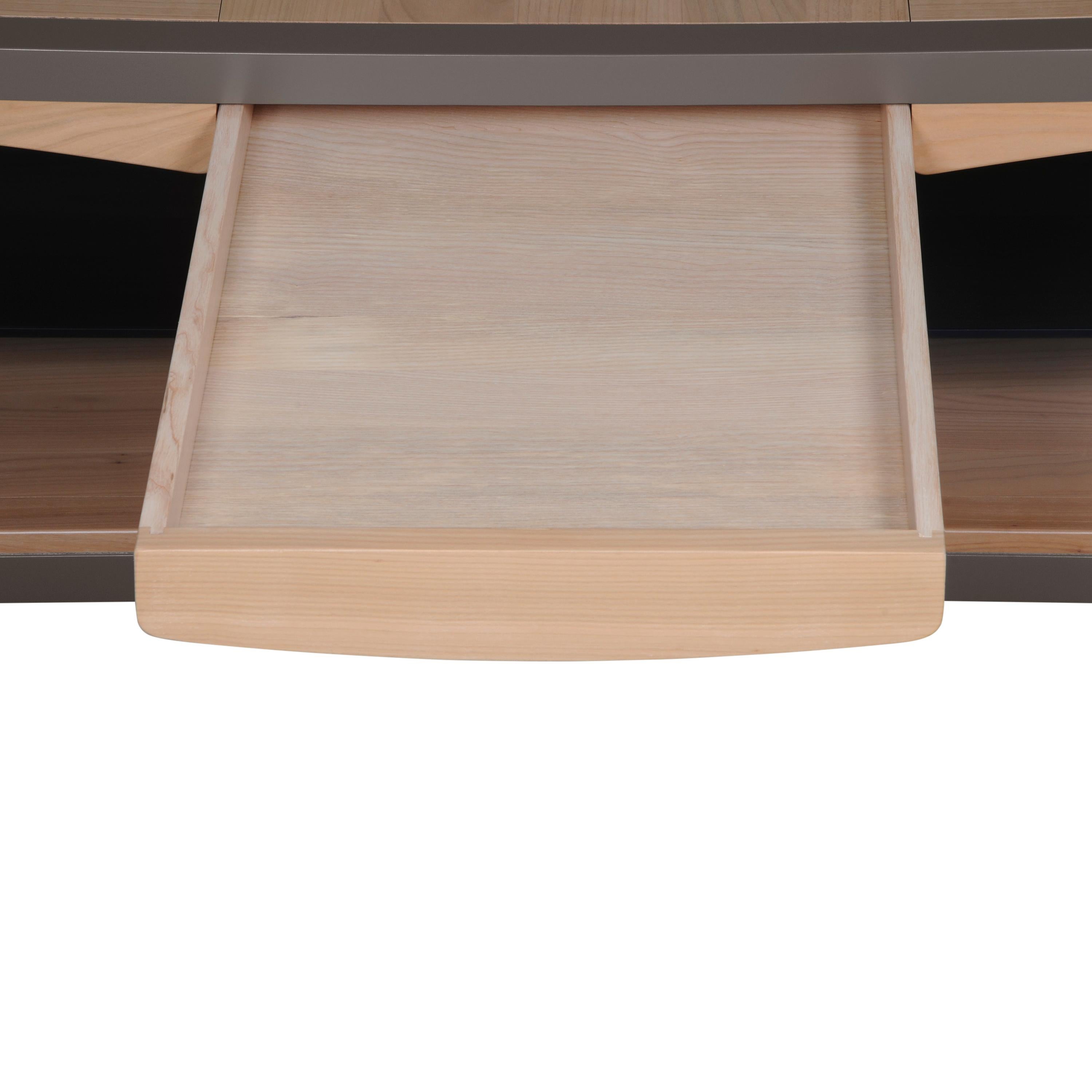 Laqué Table basse à 1 tiroir en bois, par Christophe Lecomte en vente