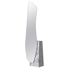 Zeitgenössischer Bodenspiegel See 5 von Noom, Statuario aus weißem Marmor, Contemporay