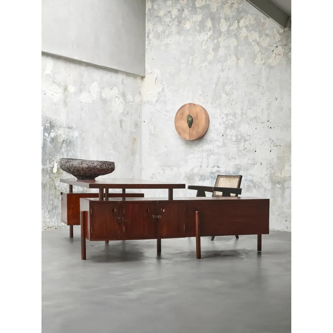 Autre Bol en céramique gris foncé de forme organique, design contemporain de Niclas Wolf en vente