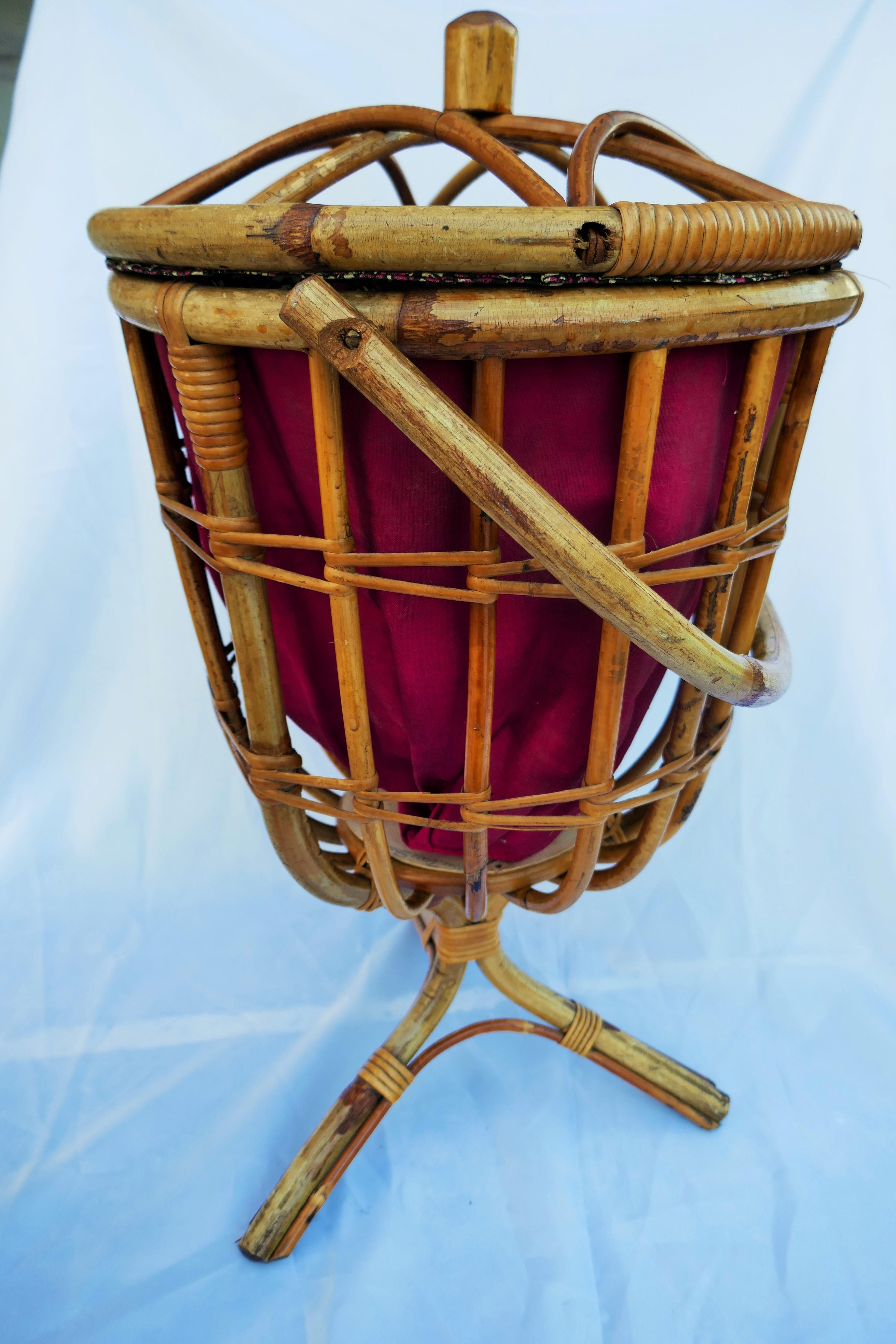 Container for fabric, needles and sewing thread in the style of Bonacina Rattan  For Sale 10
