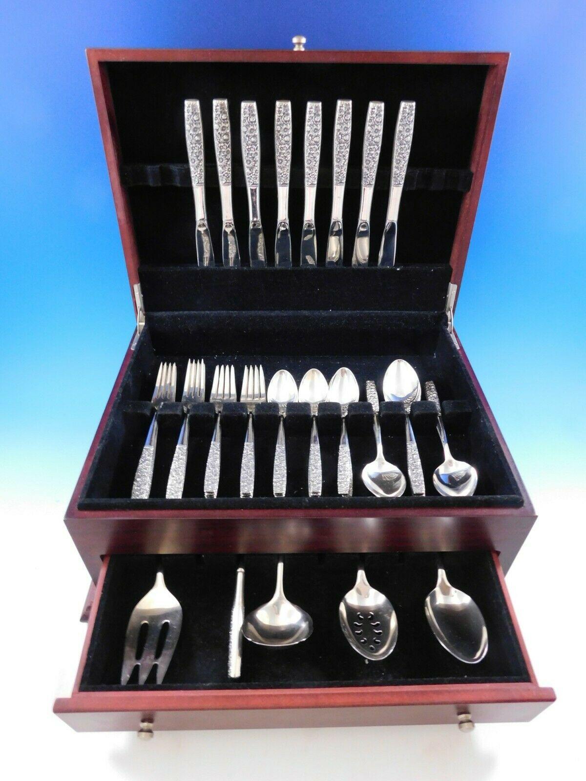 Contessina by Towle, circa 1965, floral repousse sterling silver flatware set - 45 Pieces. This set includes:

8 knives, 9