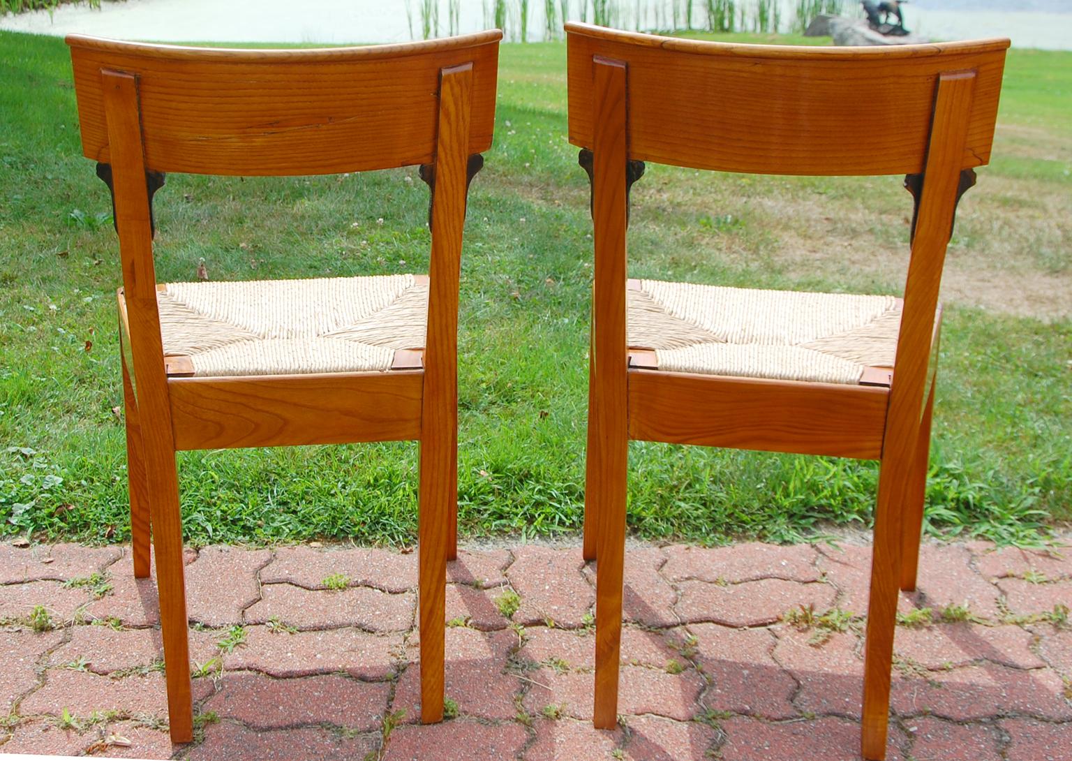 Continental 19th Century Biedermeier Pair of Side Chairs in Wavy Birch 1