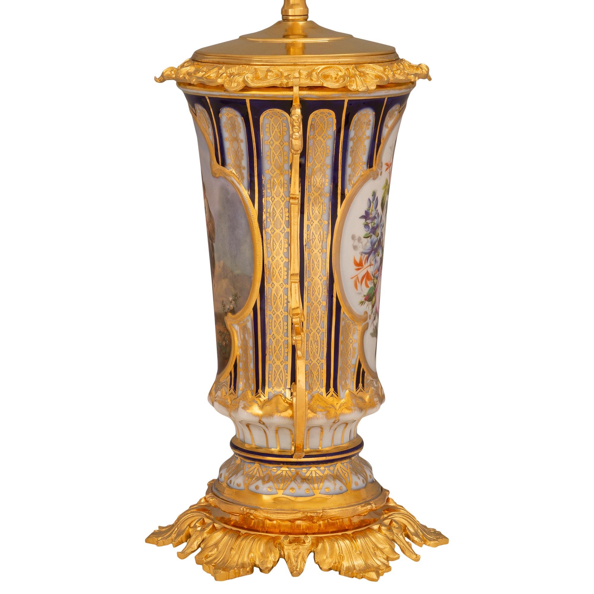 Continental 19th Century Louis XV St. Porcelain And Ormolu Lamp For Sale 1