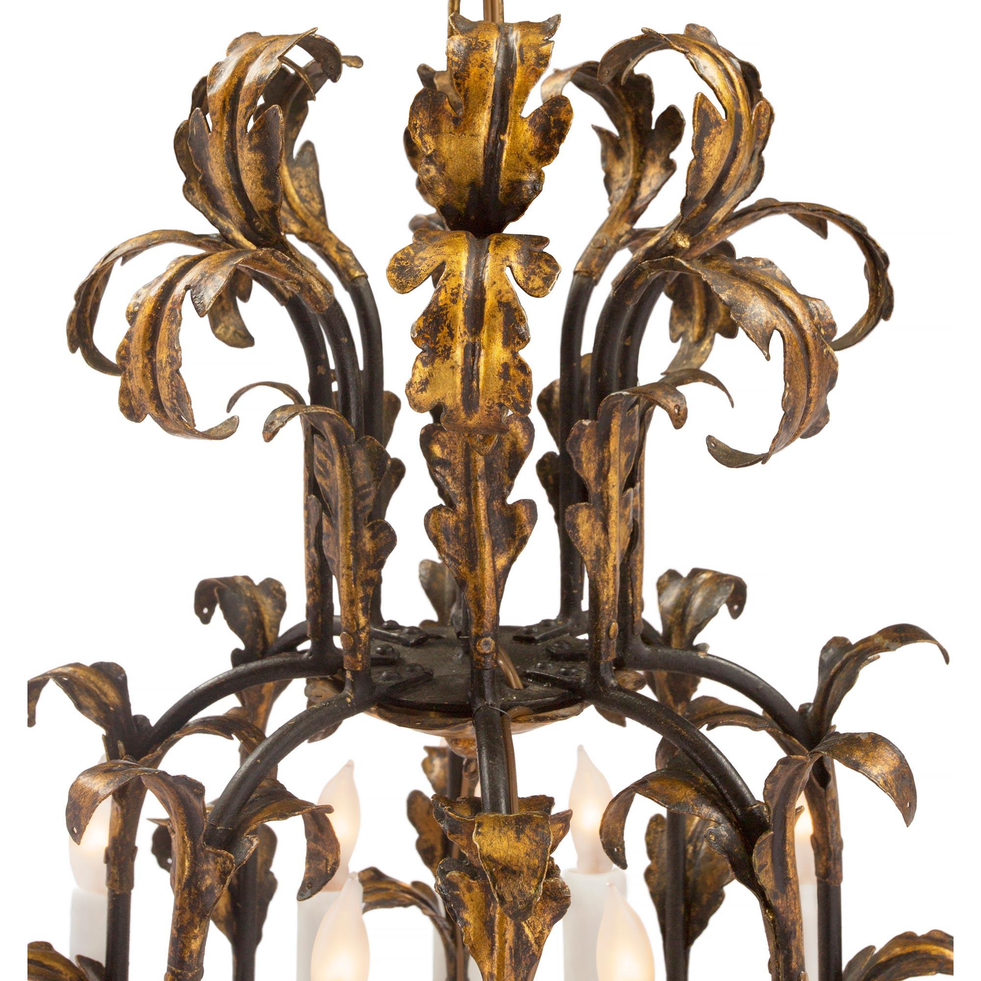 Continental 19th Century Louis XV Style Patinated and Gilt Metal Chandelier In Good Condition For Sale In West Palm Beach, FL