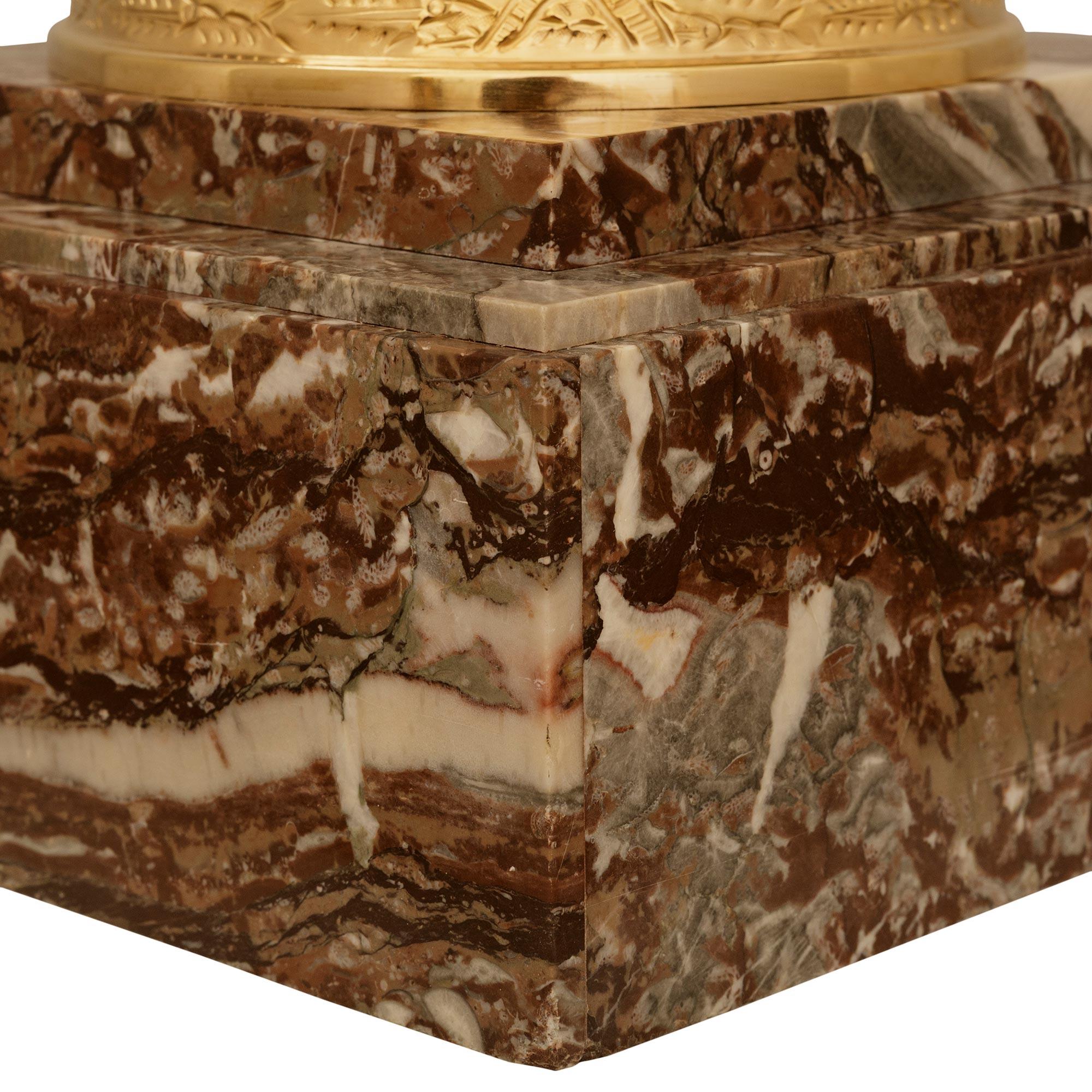 Continental 19th century Louis XVI st. Ormolu and Rouge Royale marble pedestal For Sale 3