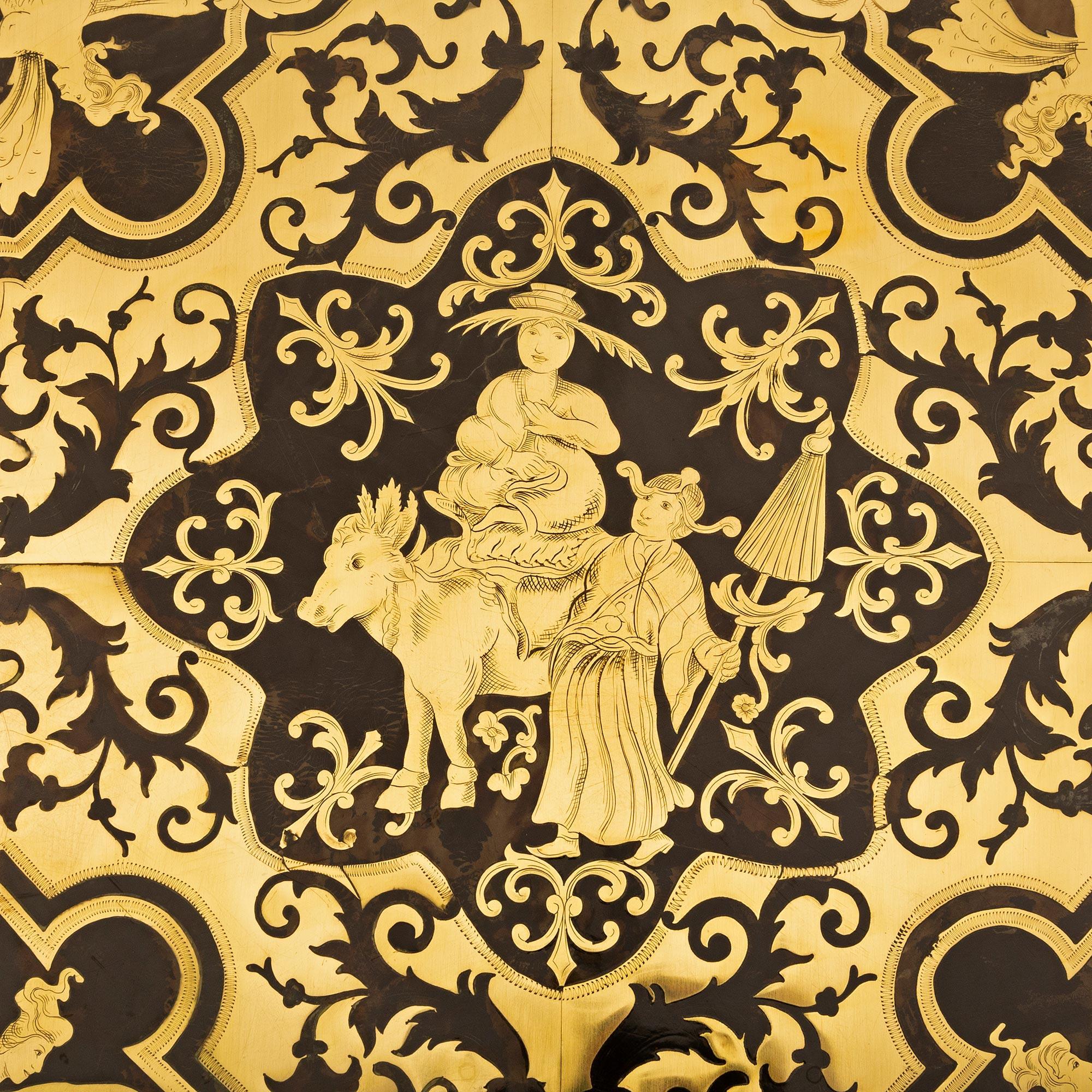 XIXe siècle Table d'appoint continentale Mecca et laiton Boulle du 19ème siècle en vente