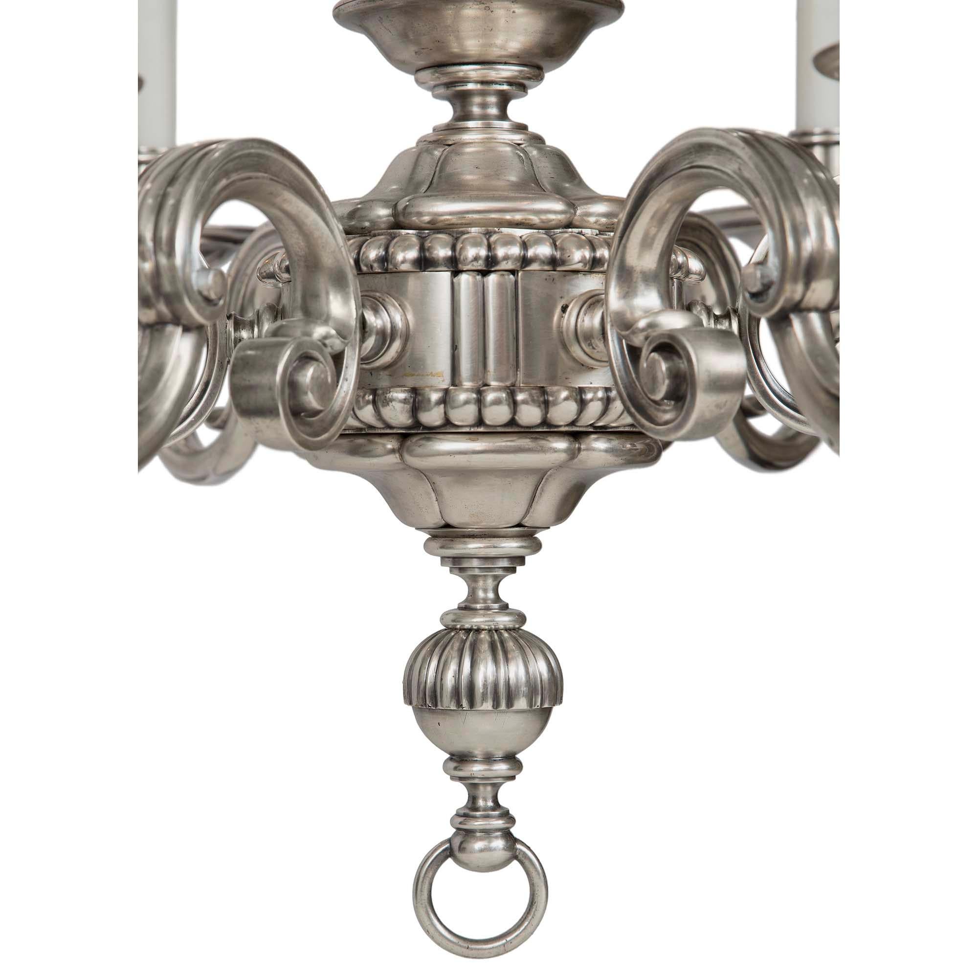 Bronze Lustre continental à six bras en bronze argenté du XIXe siècle en vente