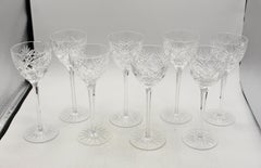 Kontinentales antikes Set von 8 mundgeblasenen und geschliffenen Kristallweingläsern