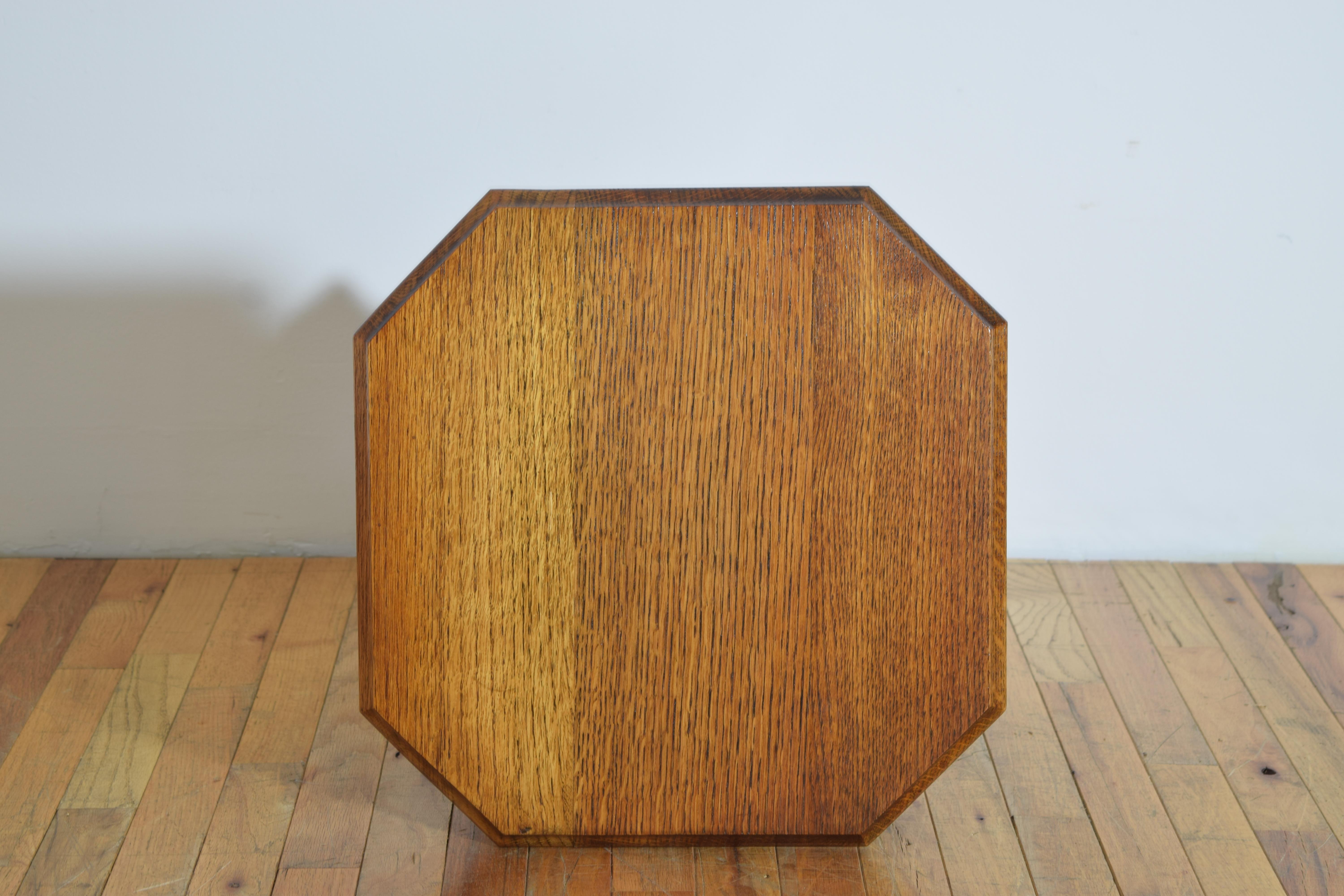 Continental Art Deco Style Octagonal Oak Table, Mid-20th Century For Sale 3