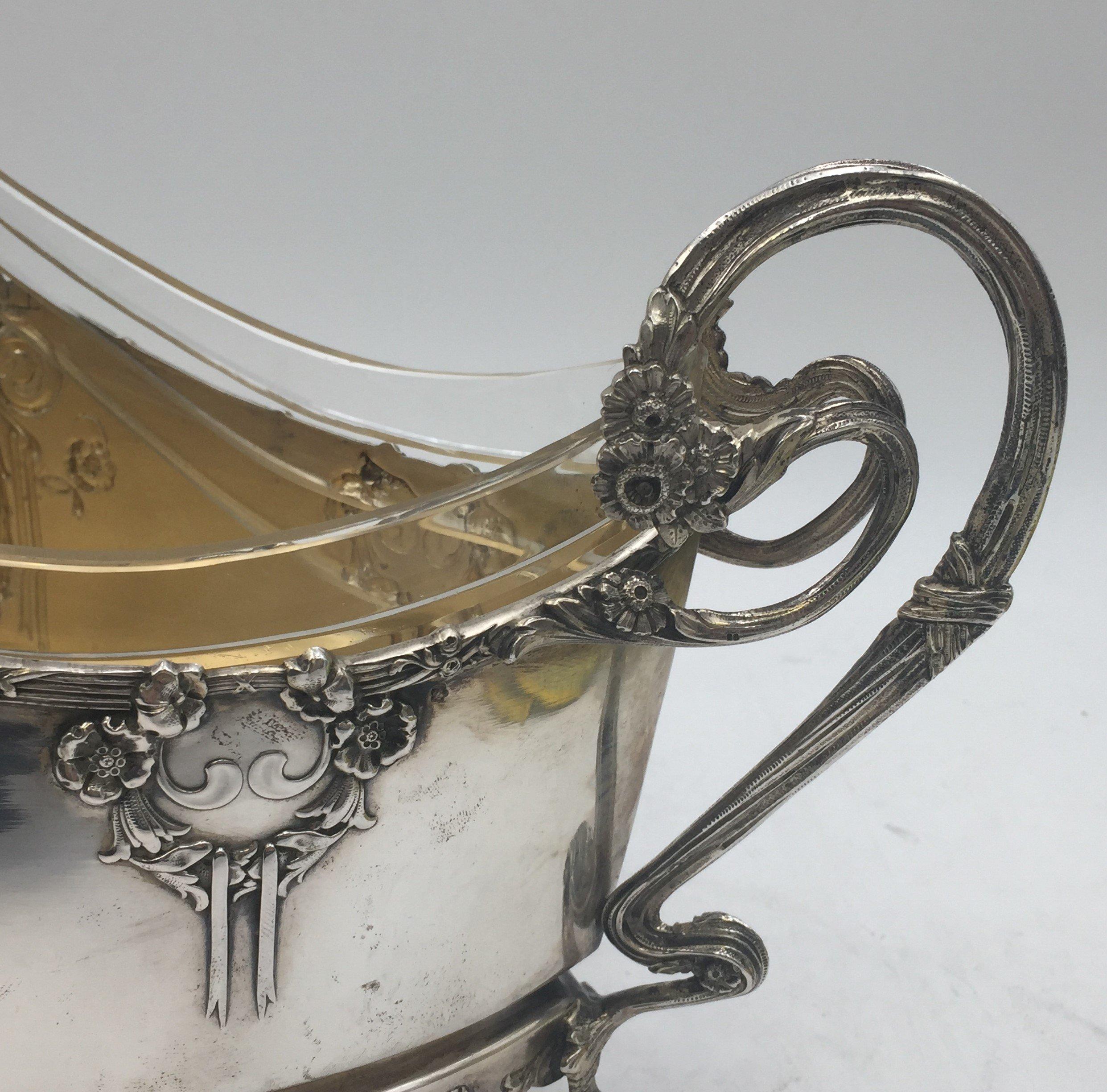 Continental Austrian Silver Centerpiece Bowl in Art Nouveau Style In Good Condition For Sale In New York, NY