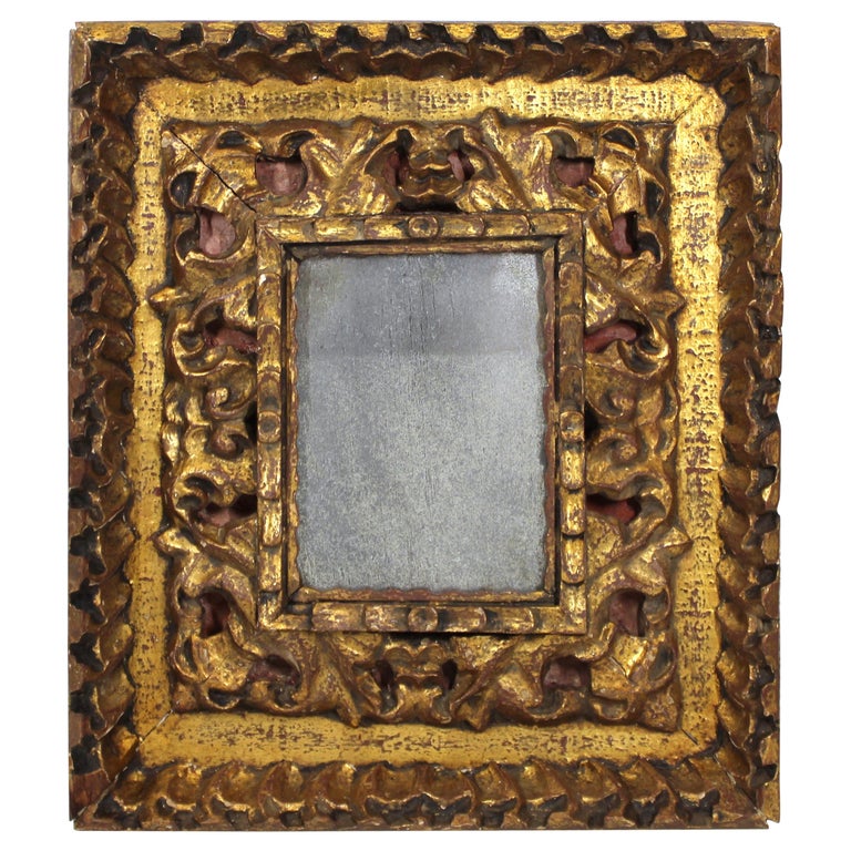 Continental Baroque Giltwood Frame with Heavy Carved Foliage For Sale
