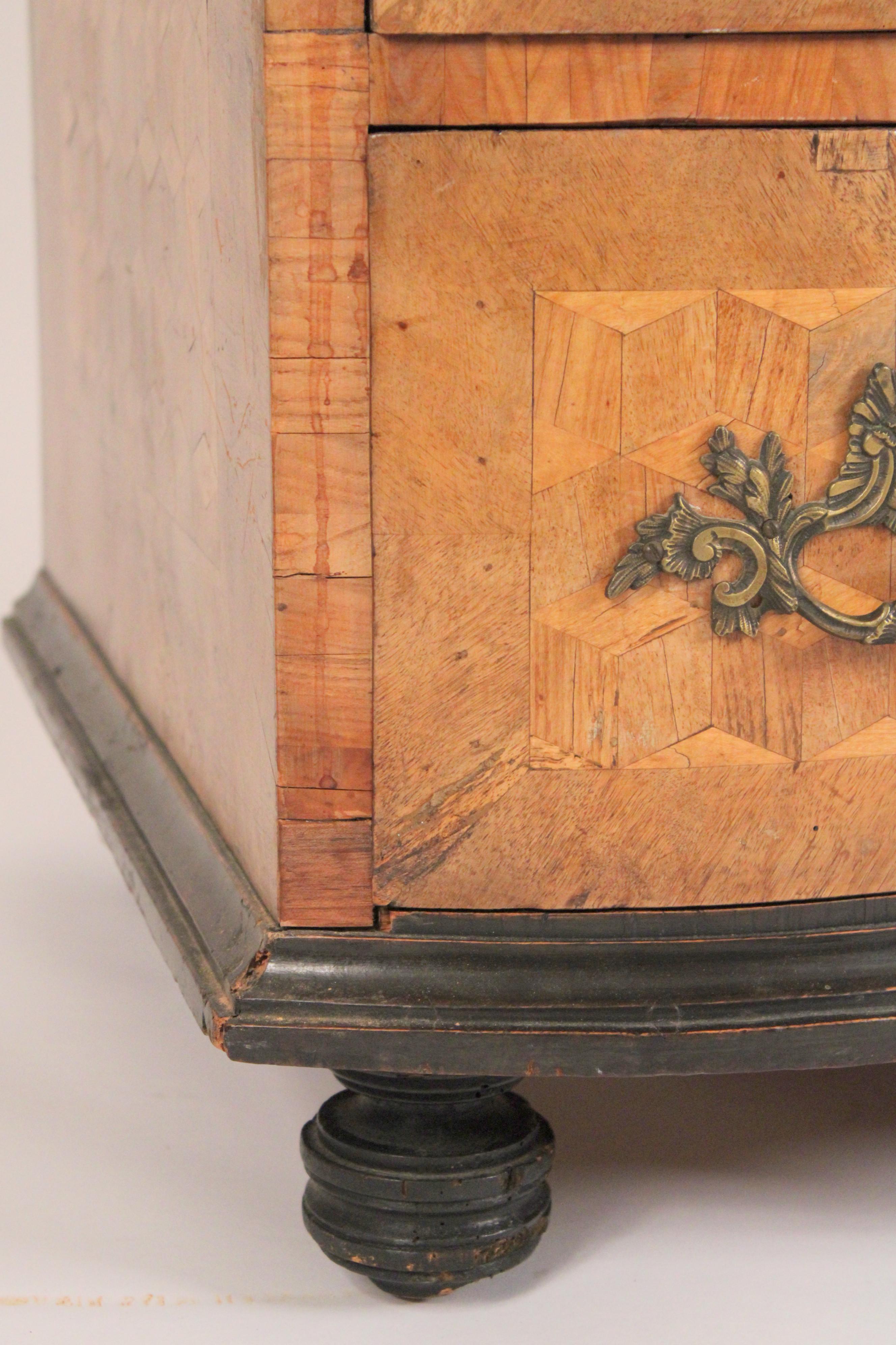 Continental Biedermeier Cube Parquetry Chest of Drawers 2