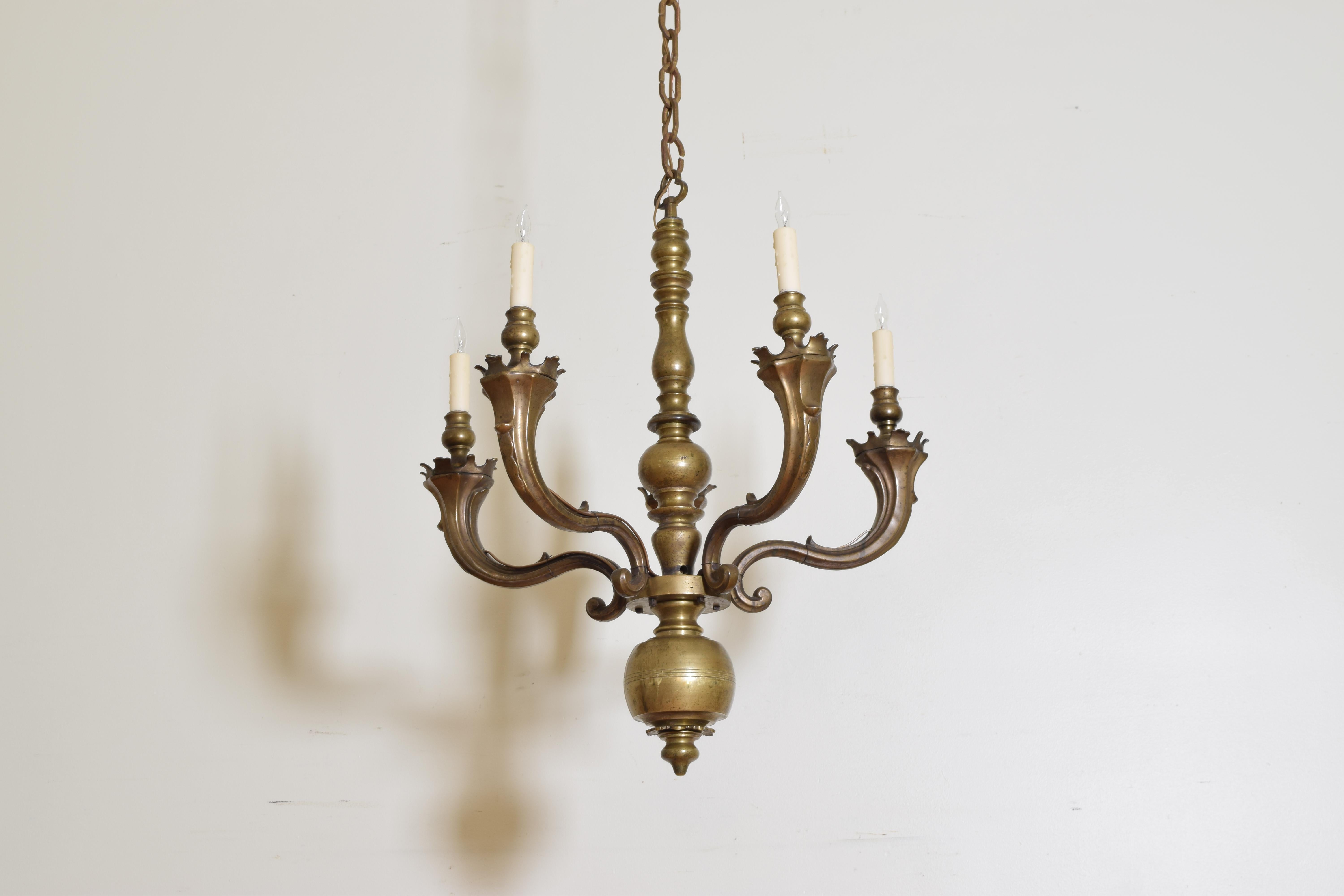Continental Bronze 5-Light Chandelier, 17th Century or Earlier, Now UL Wired im Zustand „Gut“ in Atlanta, GA
