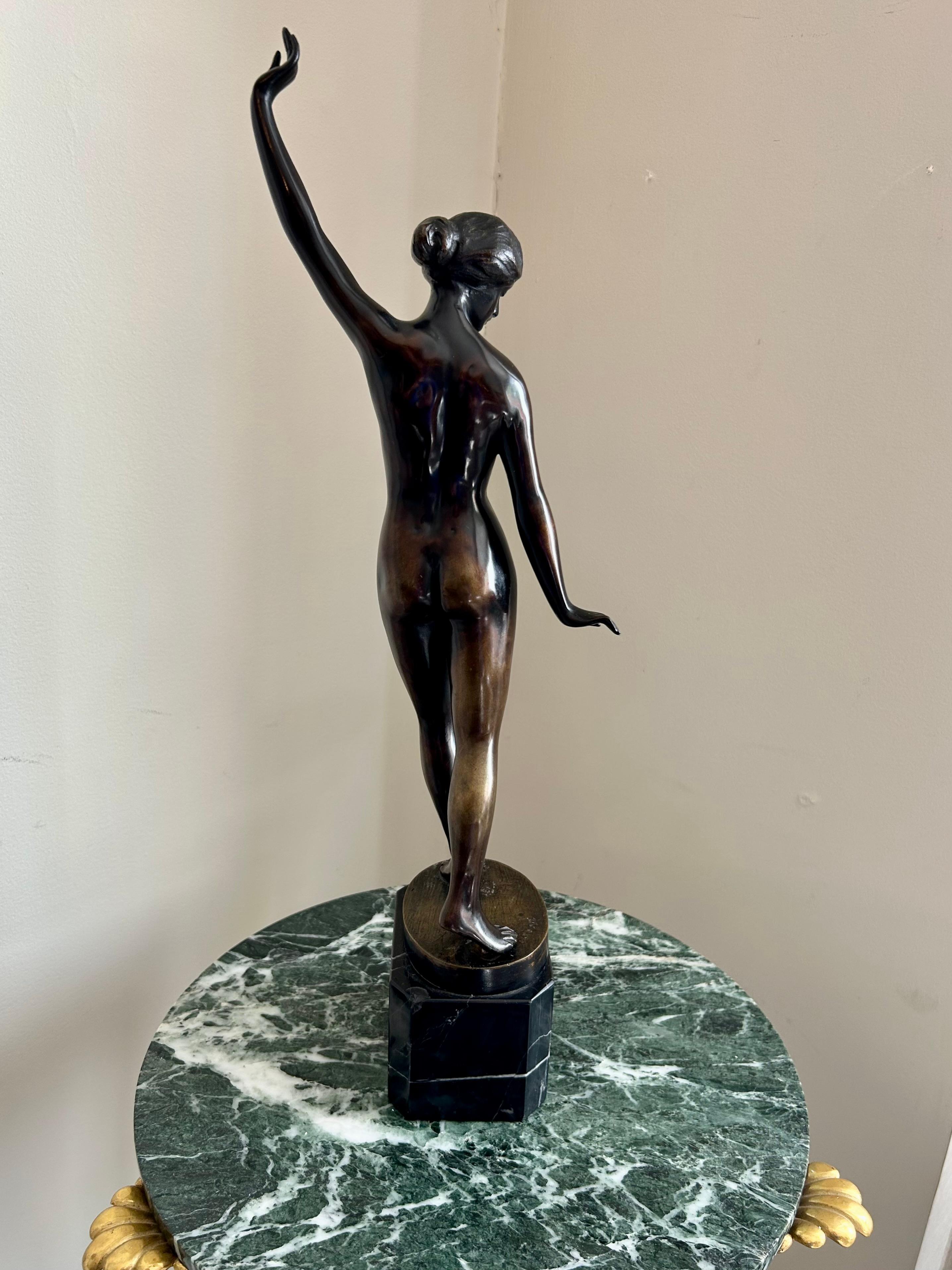 Continental Bronze Sculpture  In Good Condition For Sale In Toronto, CA