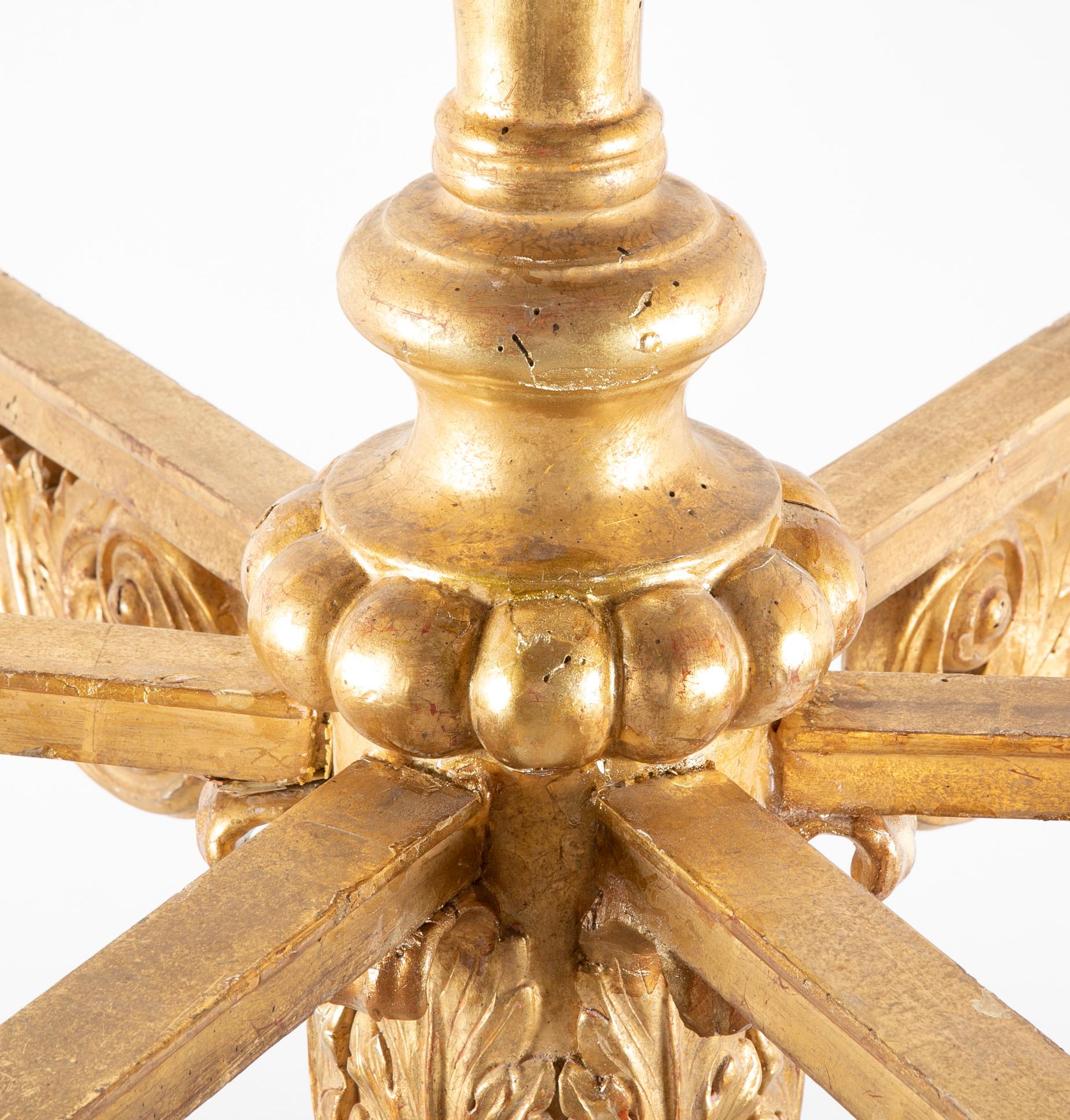 Continental Carved and Gilded Classical Chandelier with Drop Finial In Good Condition In Stamford, CT