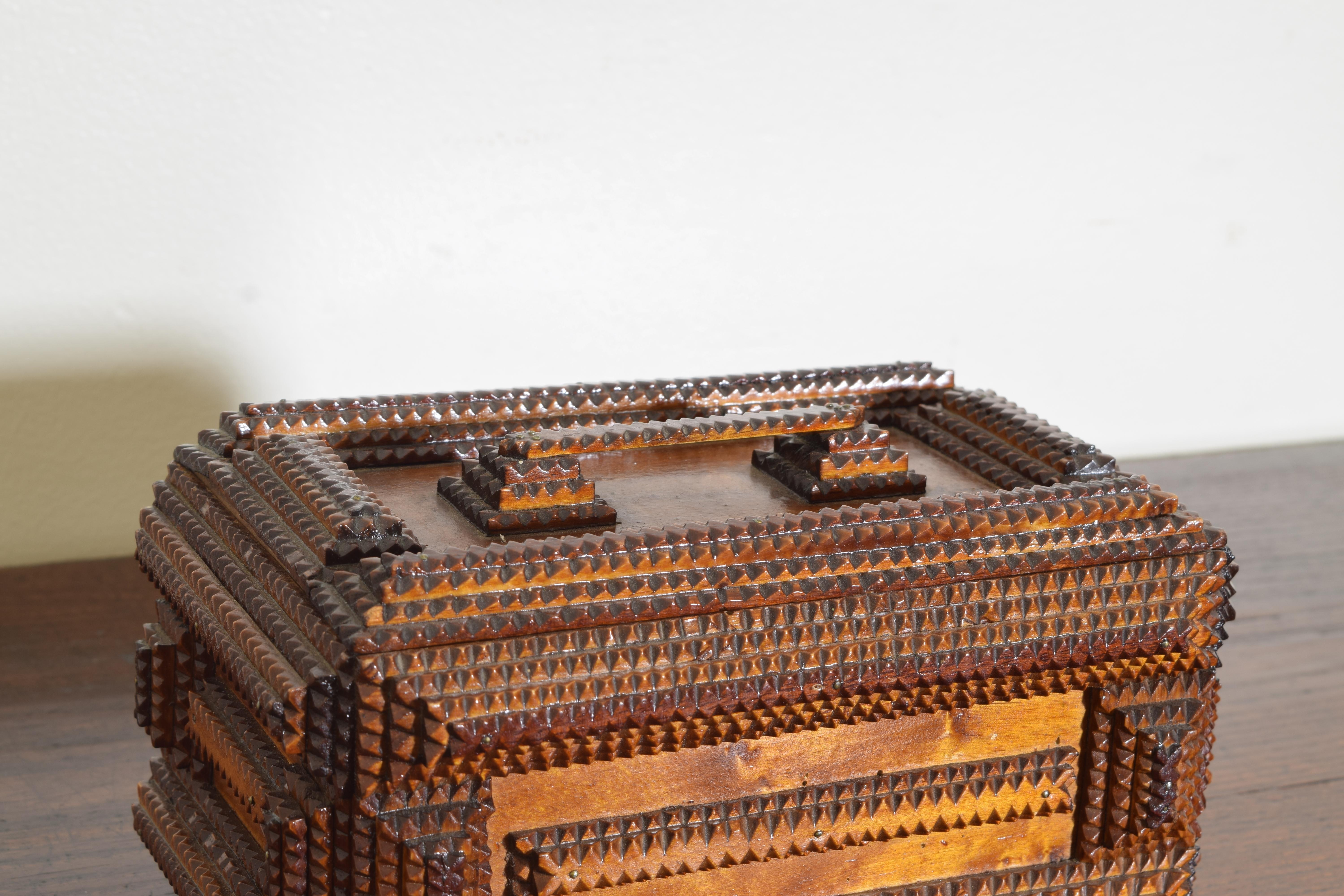 Continental Carved Wood Tramp Art Box, 1st quarter 20th century In Good Condition For Sale In Atlanta, GA