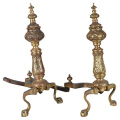 Chenet o Andirons in bronzo fuso continentale