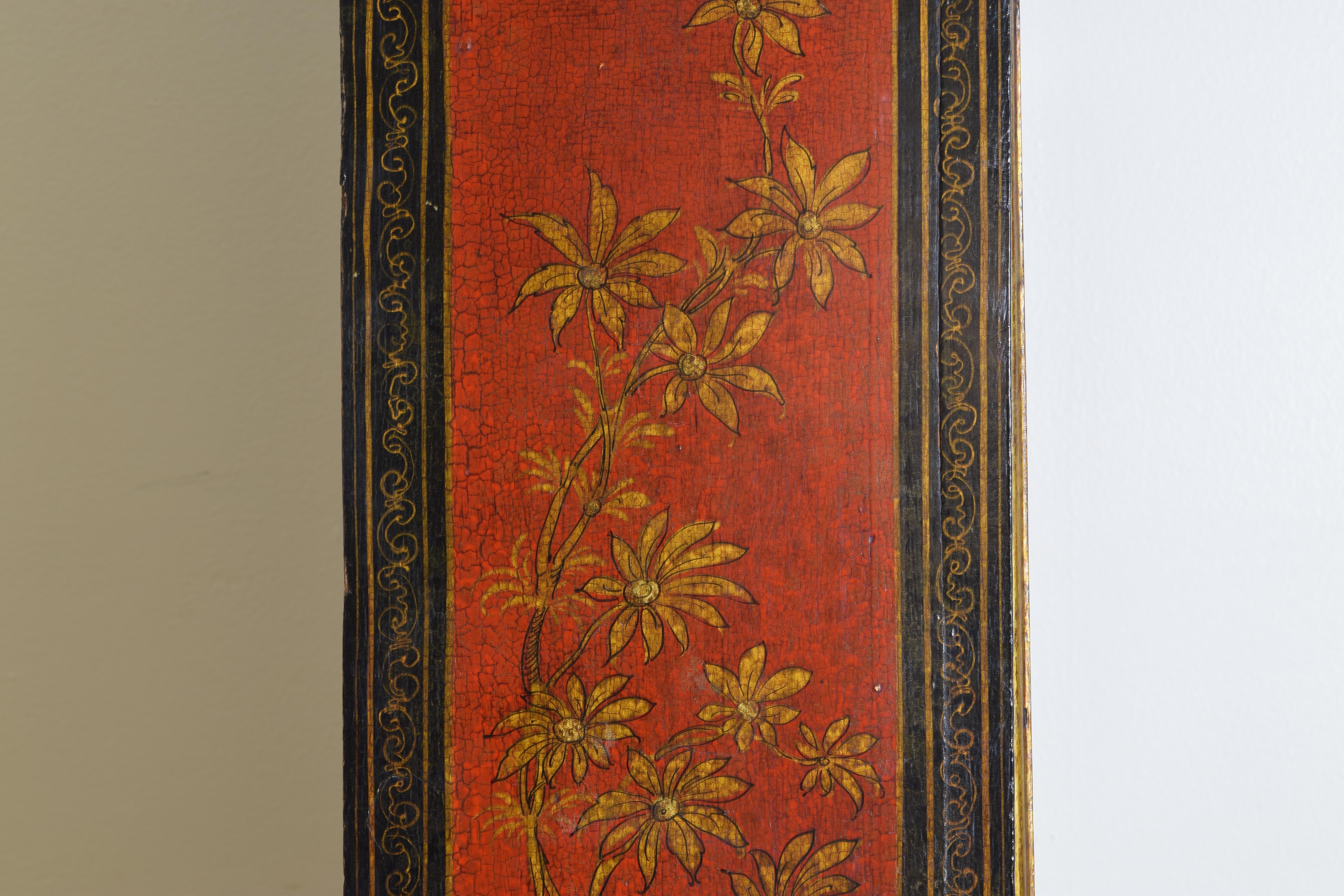 Continental Chinoiserie Paint Decorated Case Clock, Late 18th-Early 19th Century 3