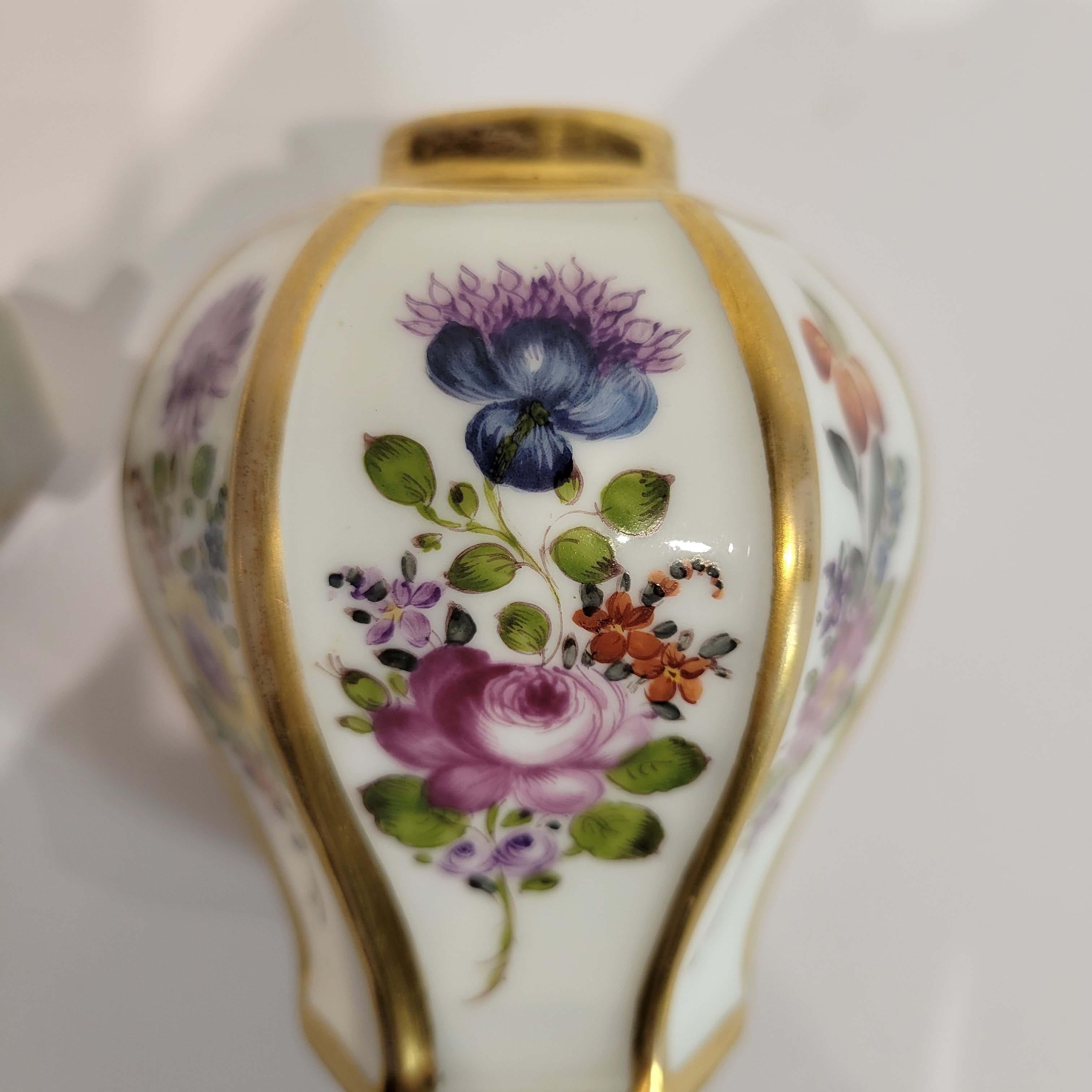 19th Century Continental Chinoiserie Porcelain Tea Caddy 19C For Sale