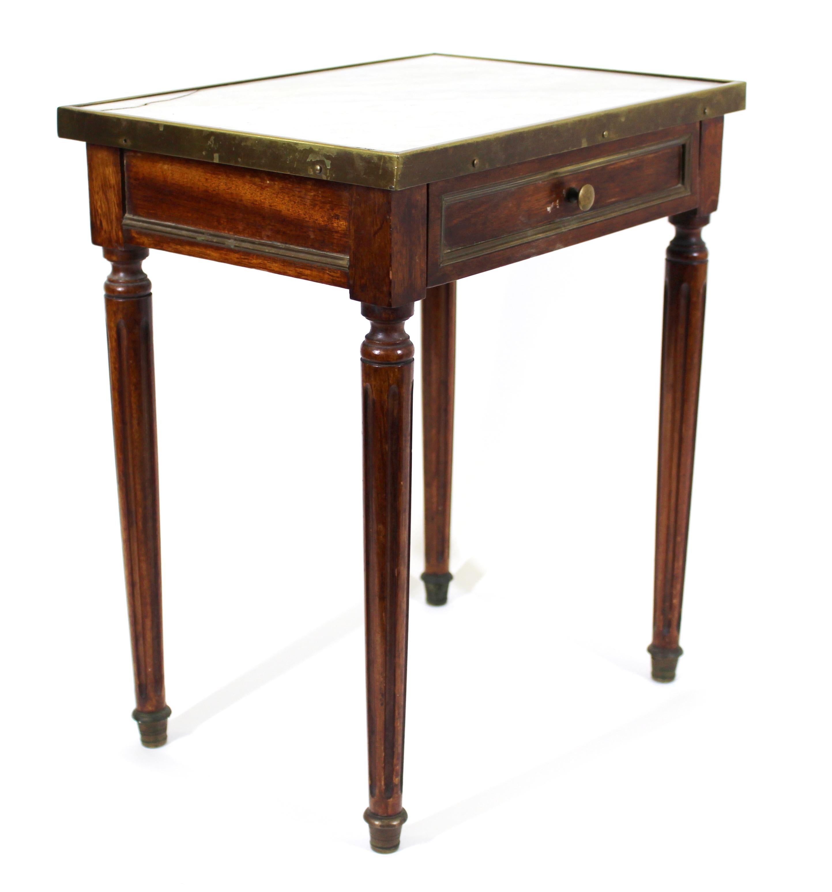 Continental Diminutive Marble Top Side Table with Drawer In Good Condition In New York, NY