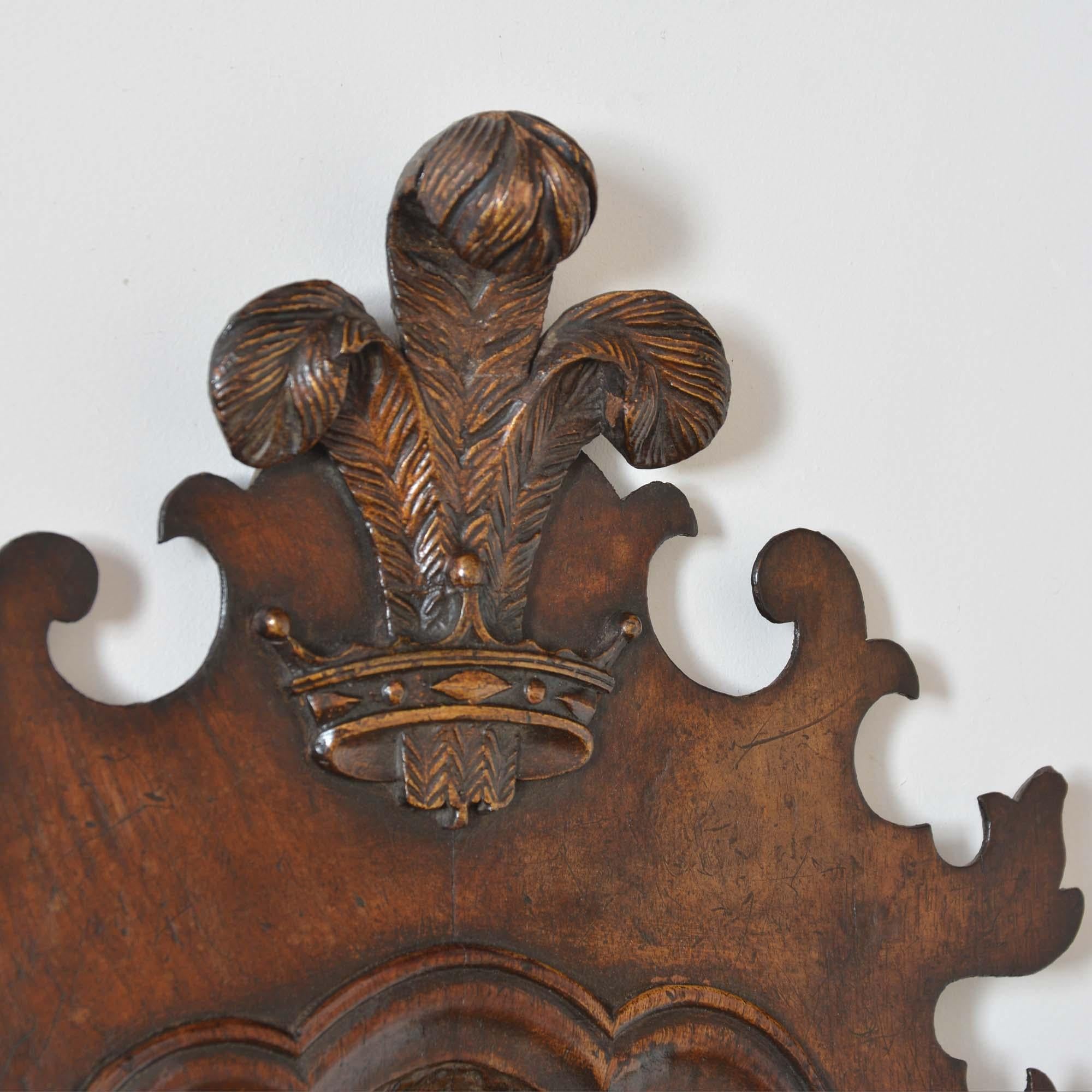 Continental Dutch antiken 18. Jahrhundert Nussbaum bemalt Pier Spiegel im Zustand „Gut“ im Angebot in Castle Douglas, GB