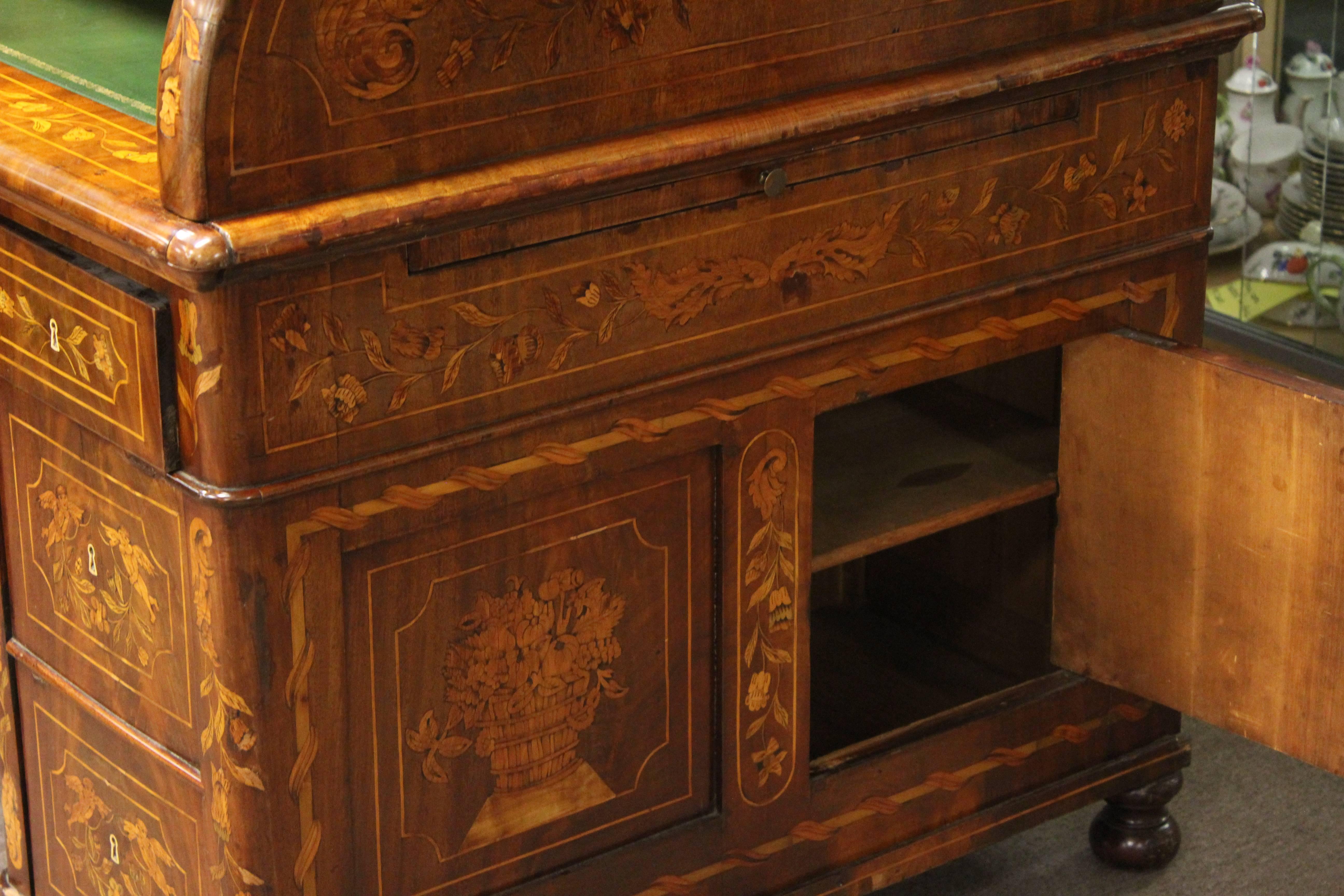 Continental Dutch Inlaid Roll Top Desk, 18th-19th Century For Sale 6