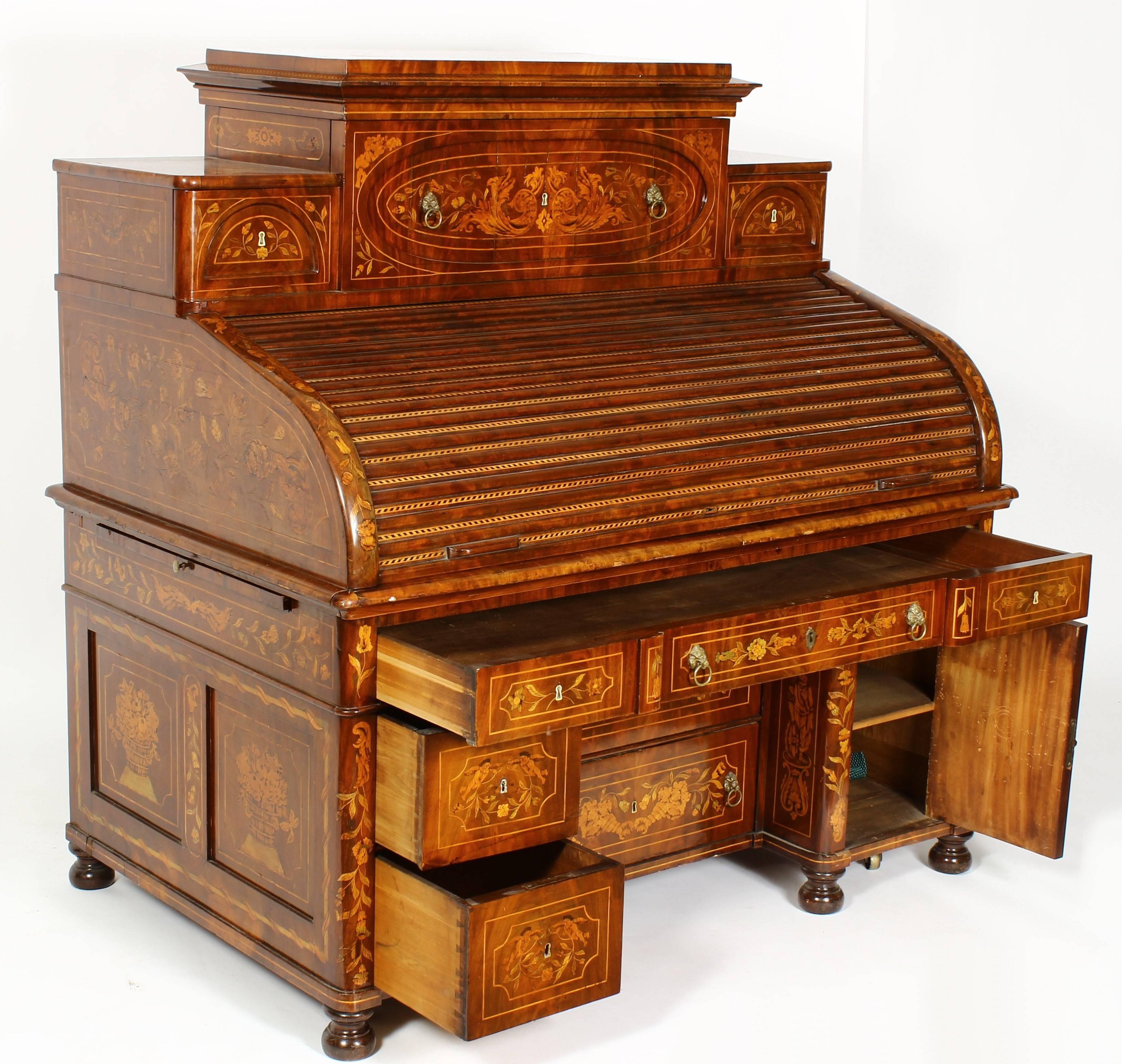 Continental Dutch Inlaid Roll Top Desk, 18th-19th Century For Sale 1