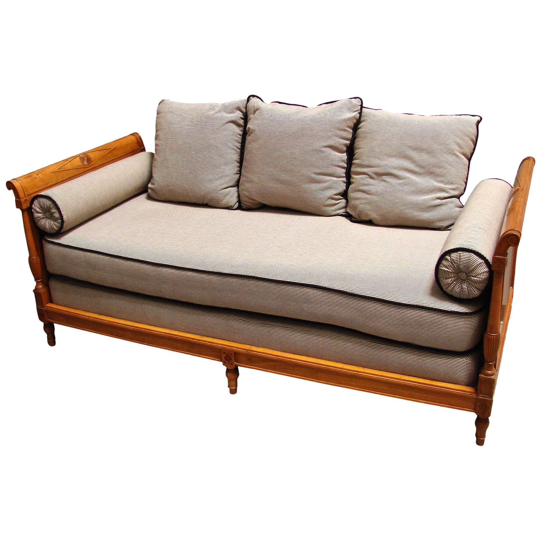 Continental Fruitwood Biedermeier Style Upholstered Daybed 