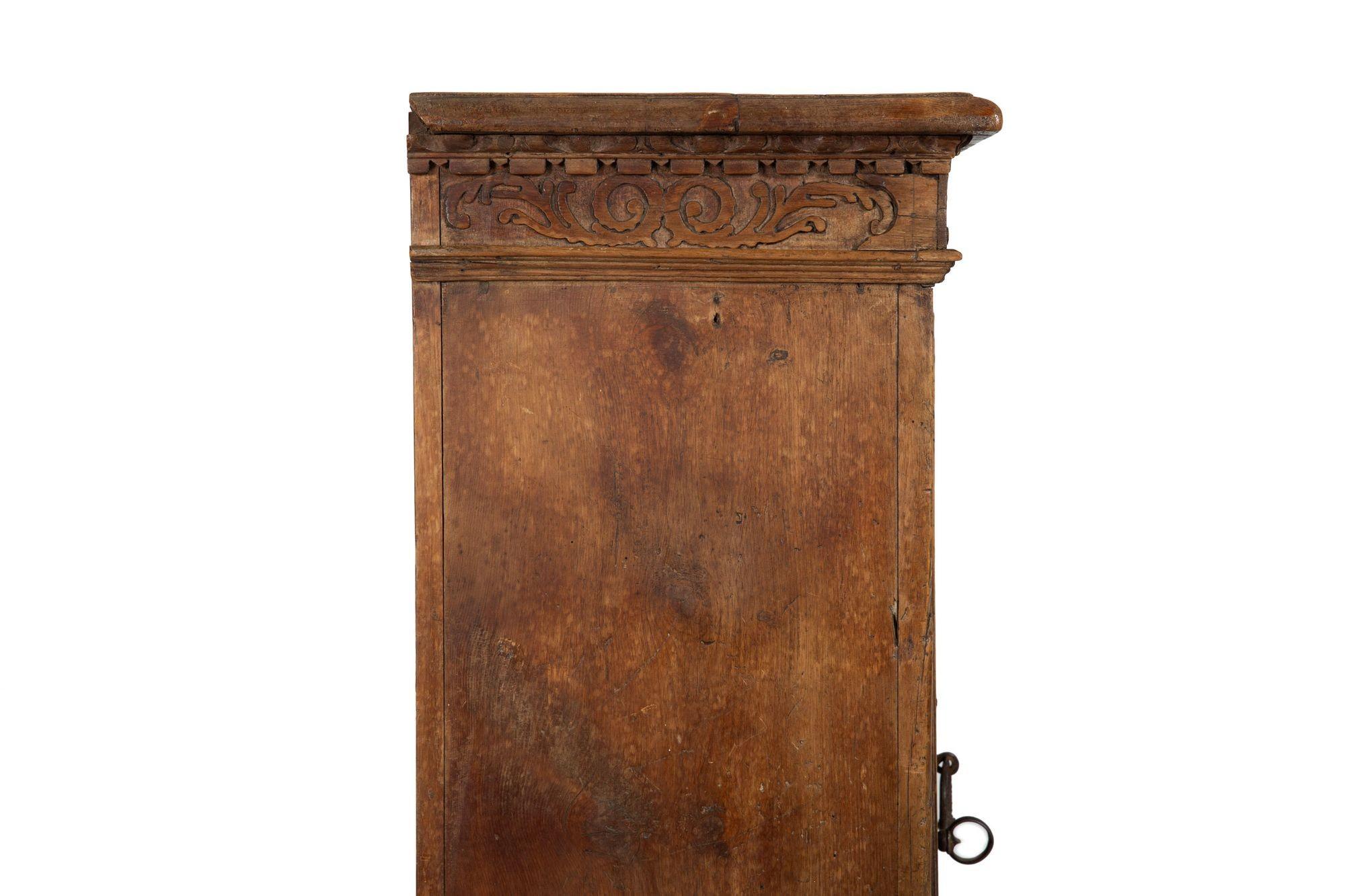 Continental Heavily Worn Carved One-Door Cupboard Cabinet of Small Size For Sale 5