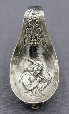 Continental Late 19th Century 800 Silver Pipe Rest